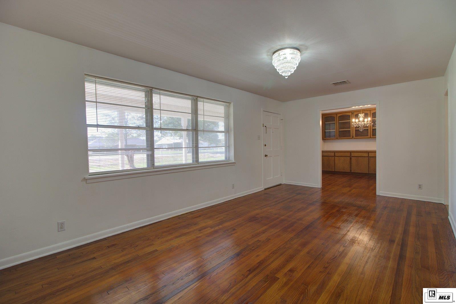 1219 Prairie Road