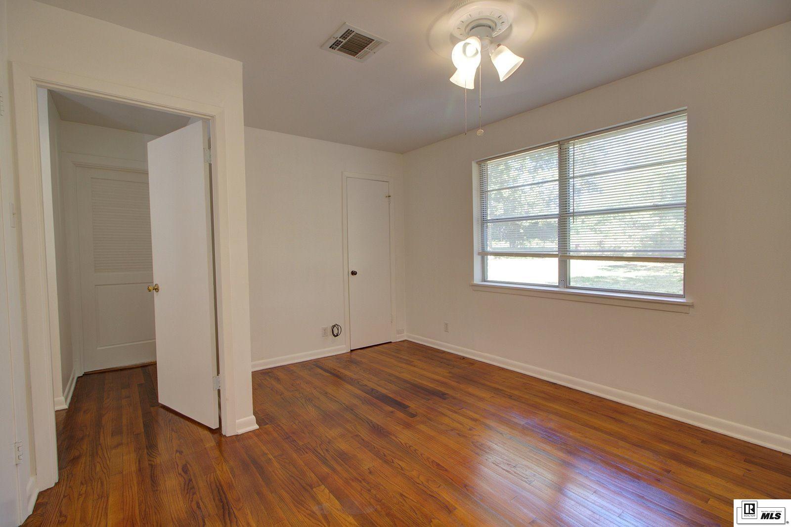 1219 Prairie Road