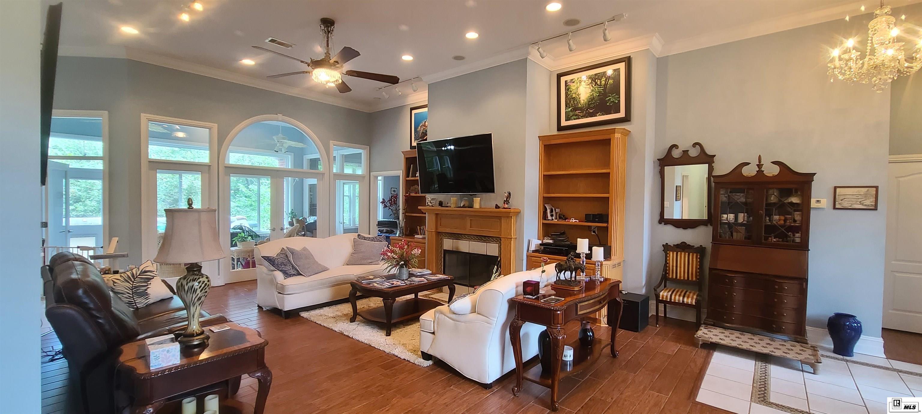 163 L E Phillips Road