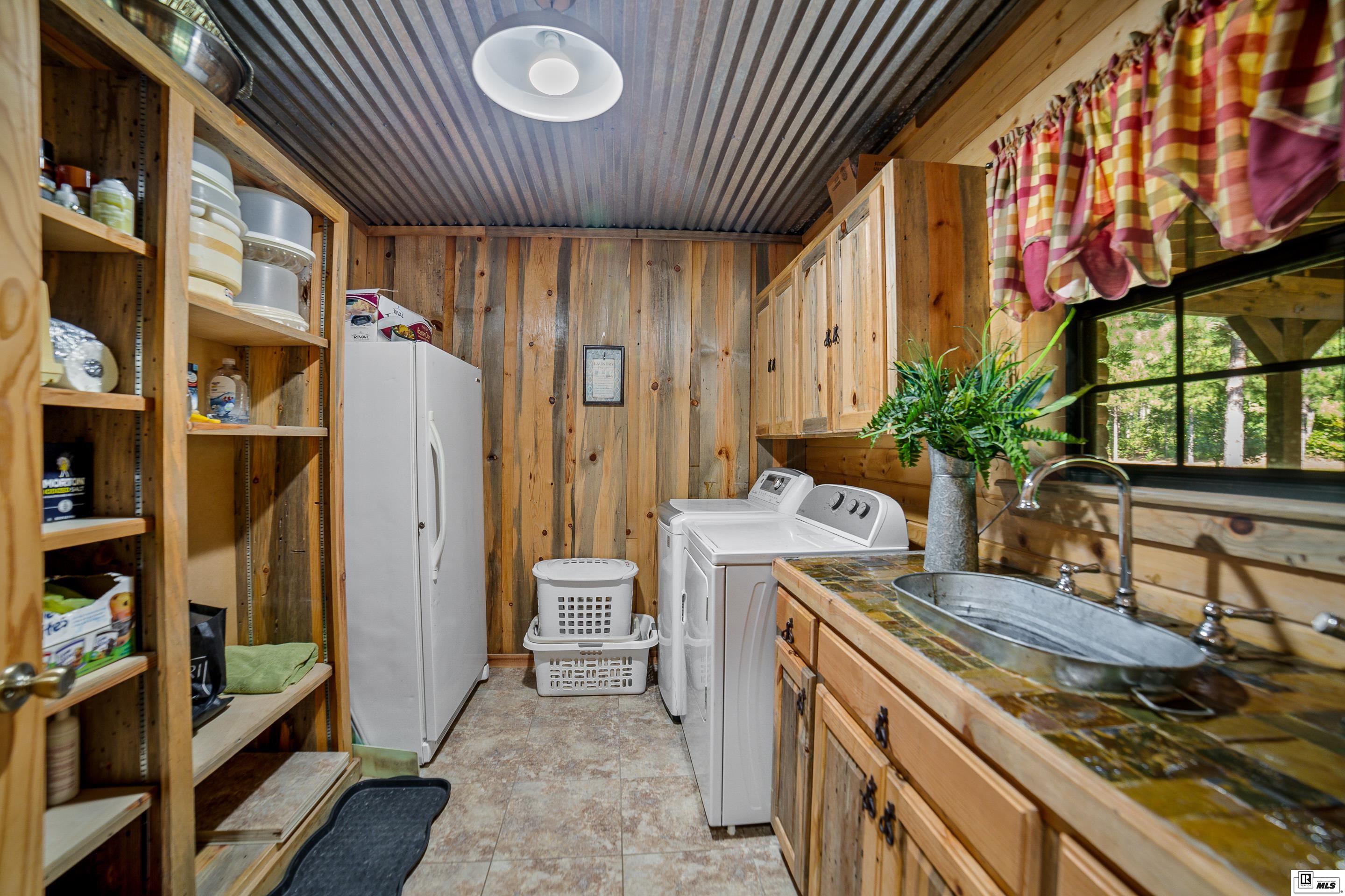 13861 Highway 157
