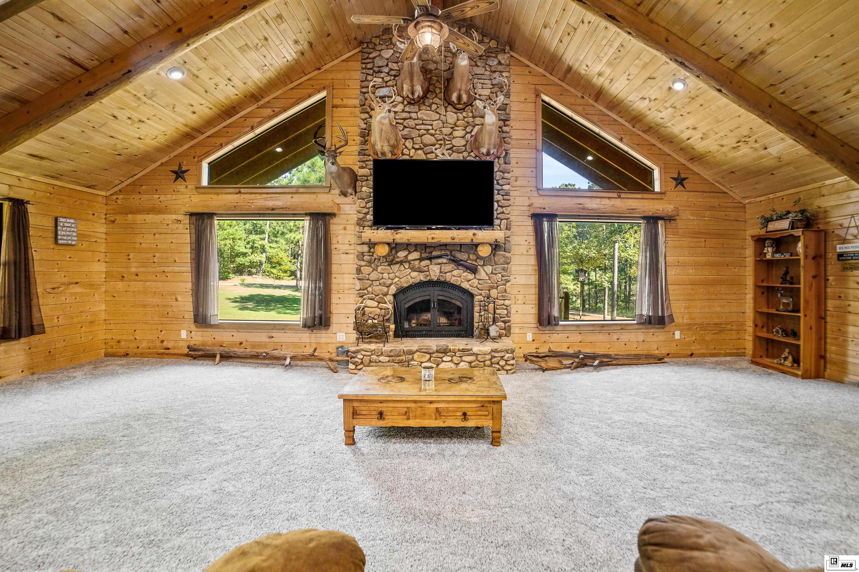 13861 Highway 157