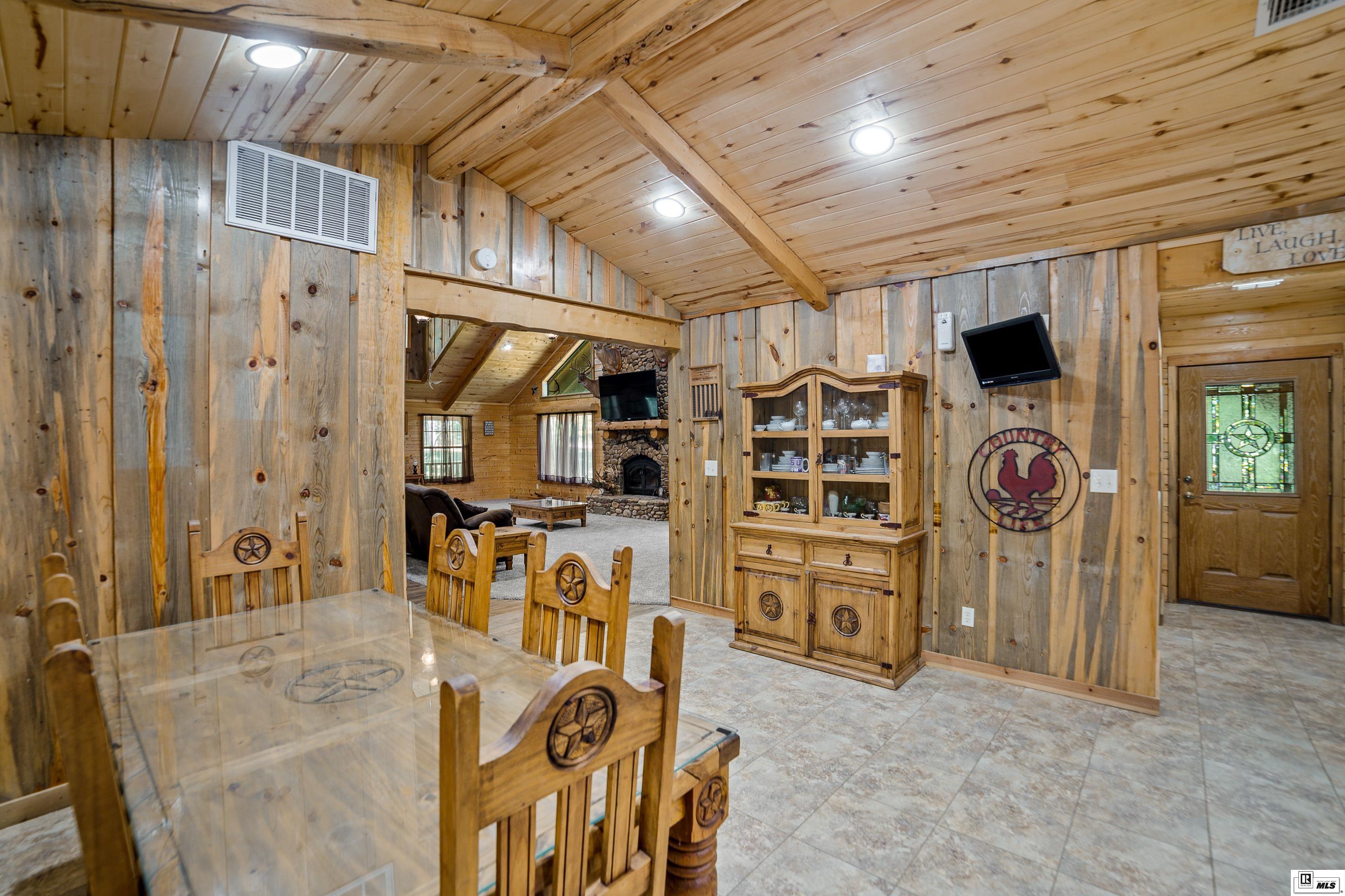 13861 Highway 157