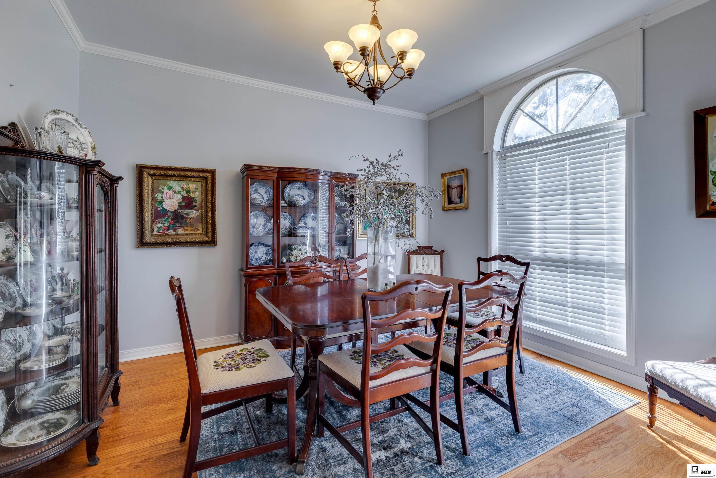 14 Gladney Loop