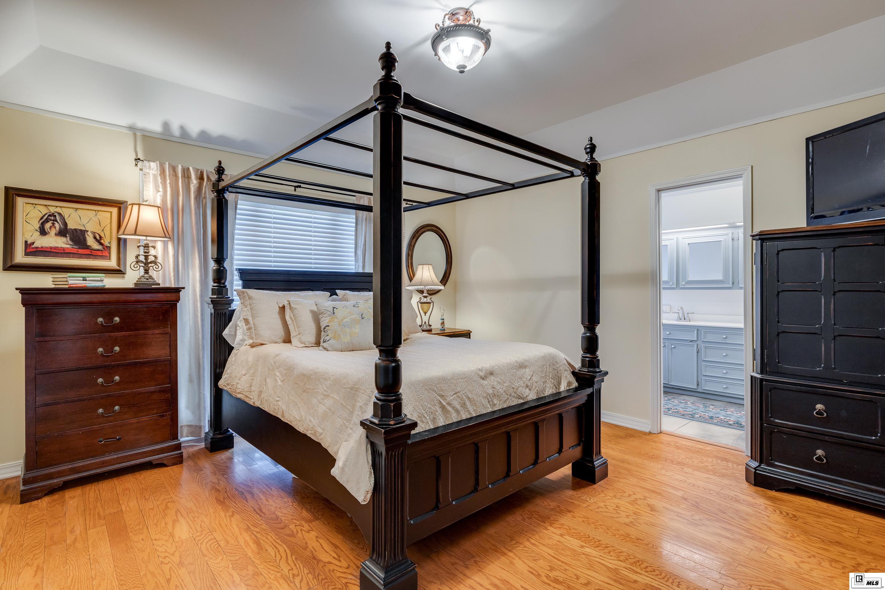 14 Gladney Loop