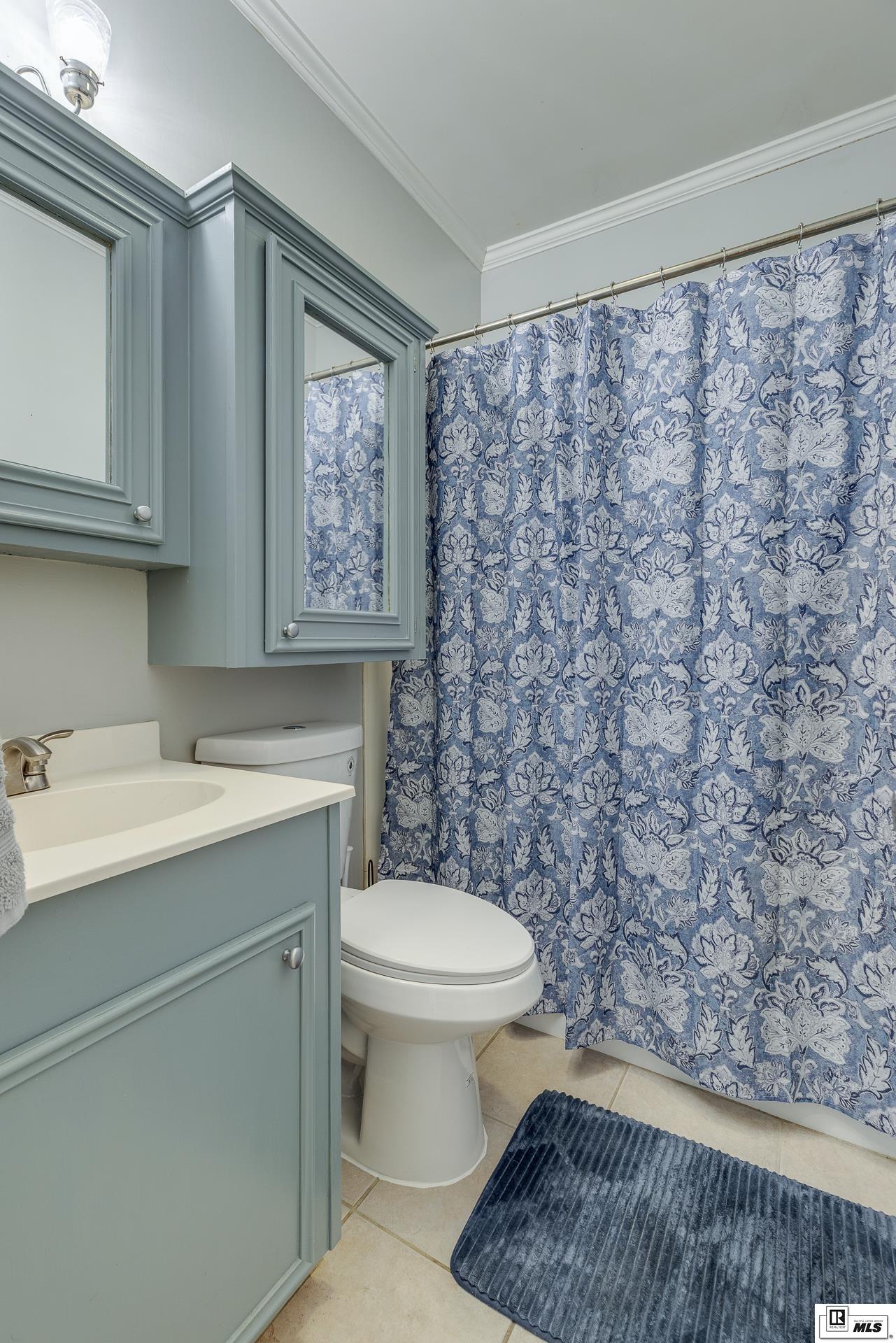 14 Gladney Loop
