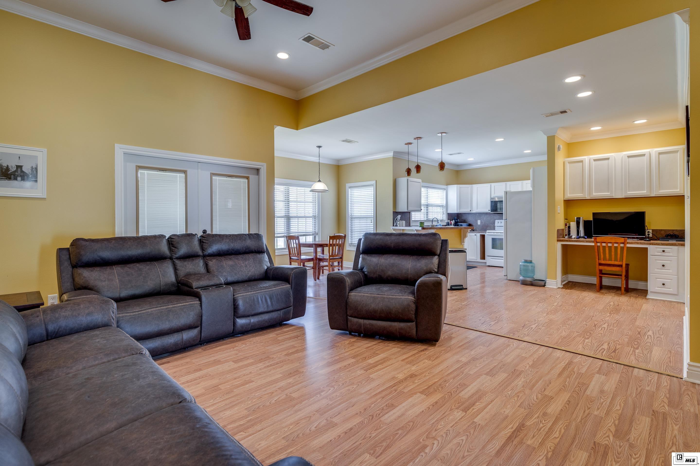 105 Curry Creek Drive