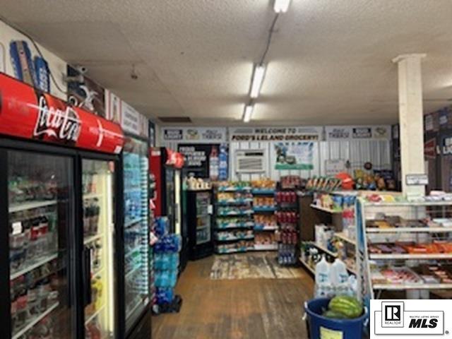 2086 Highway 8