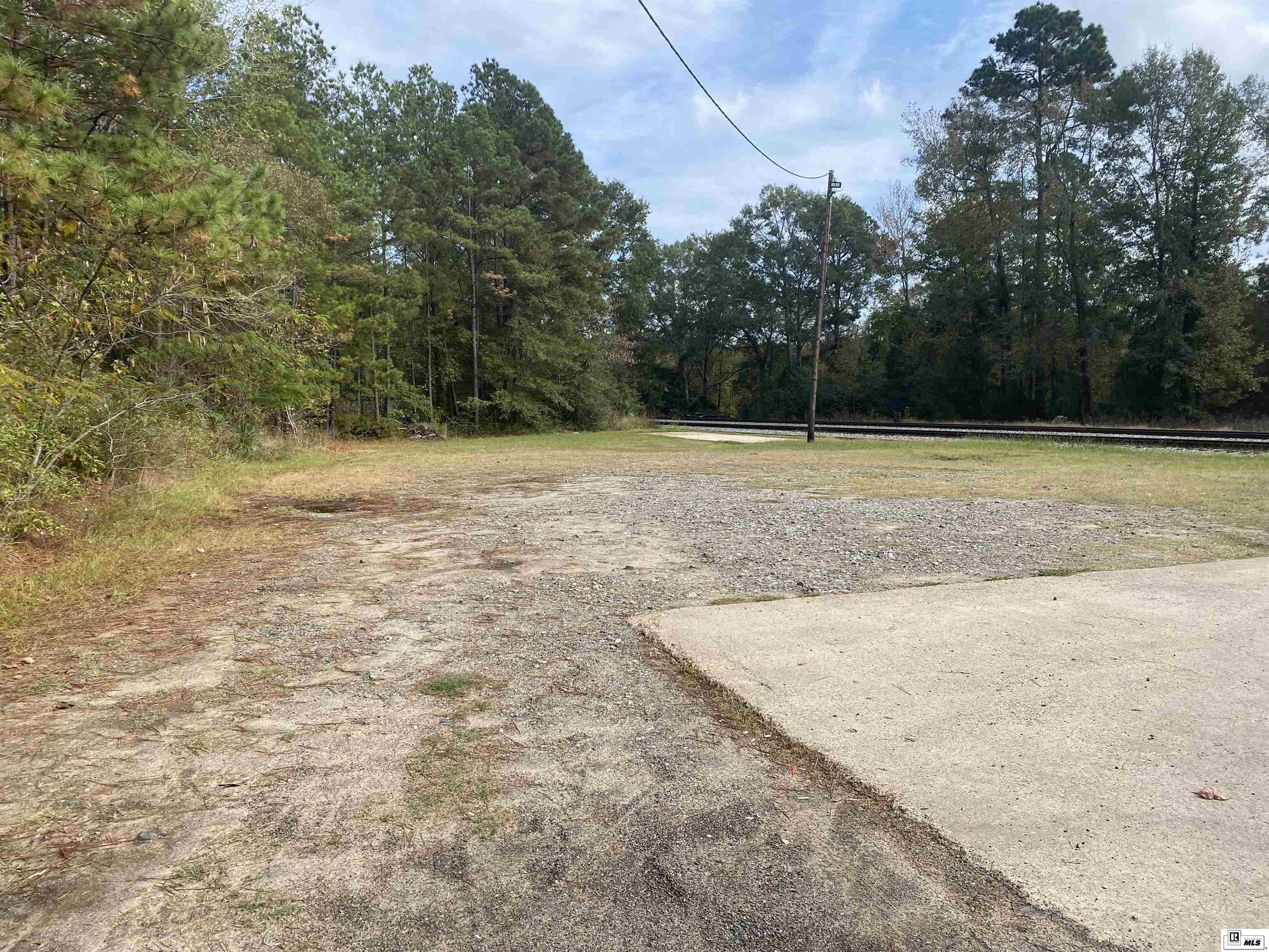 215 Highway 151