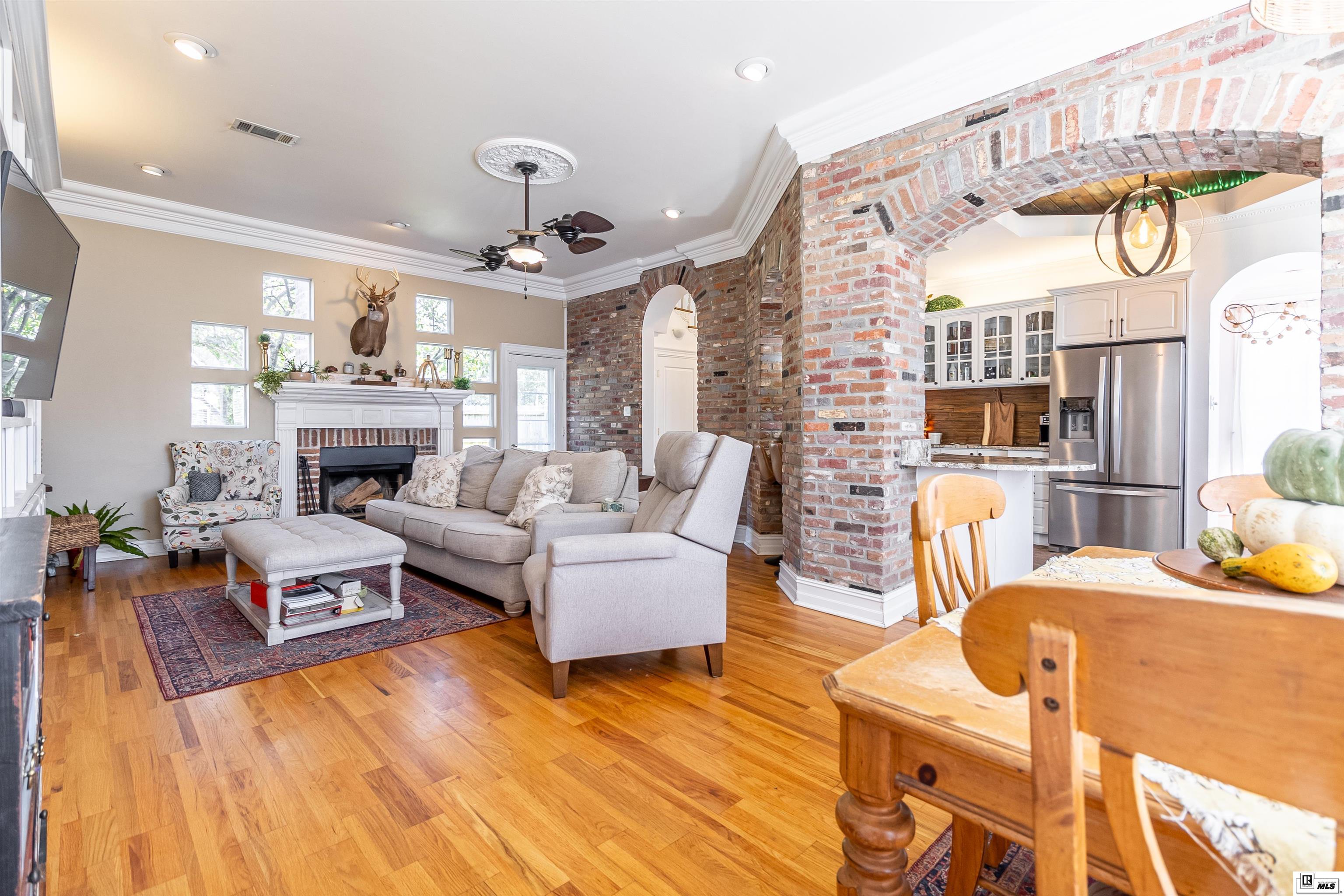 3117 Monteigne Circle
