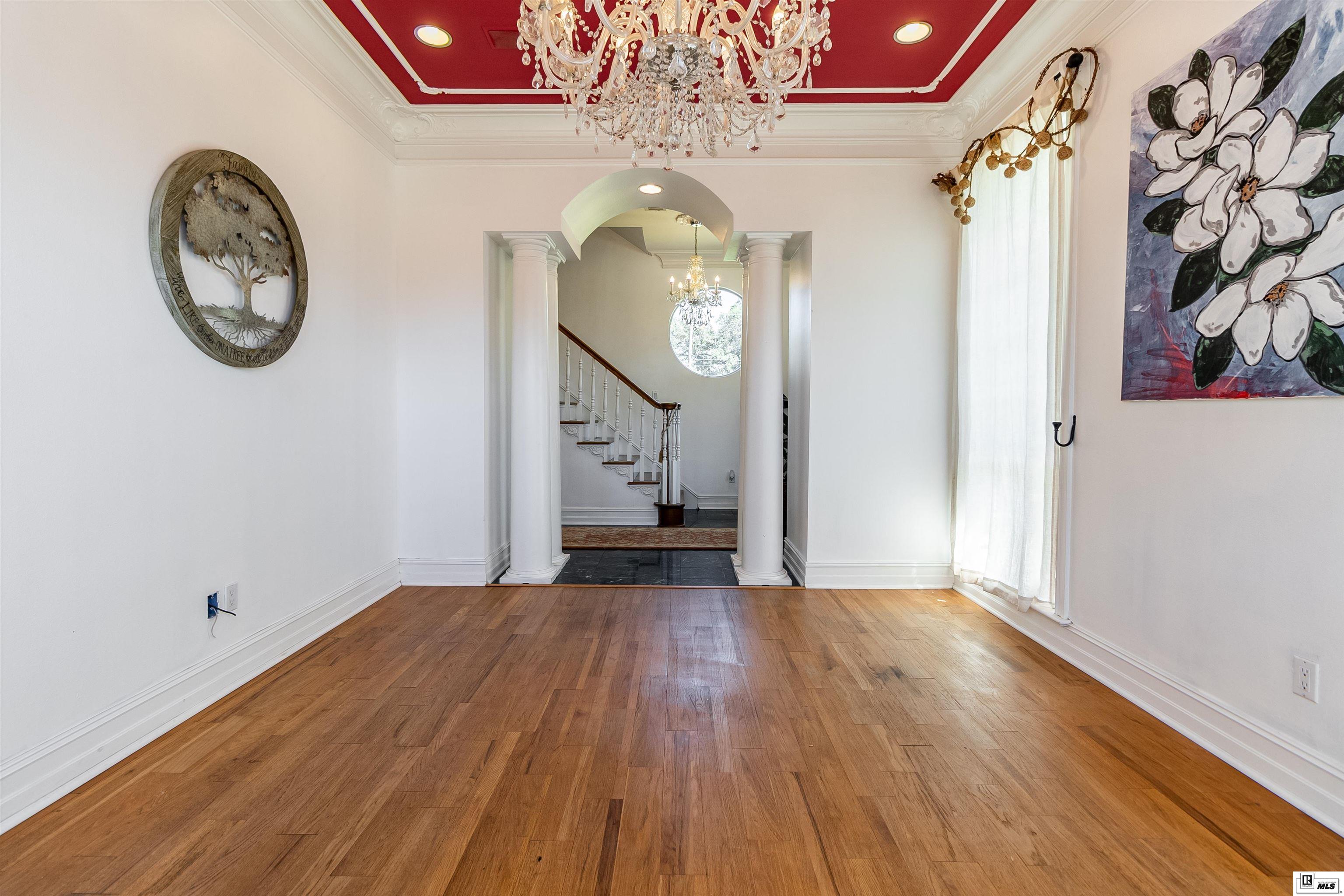3117 Monteigne Circle