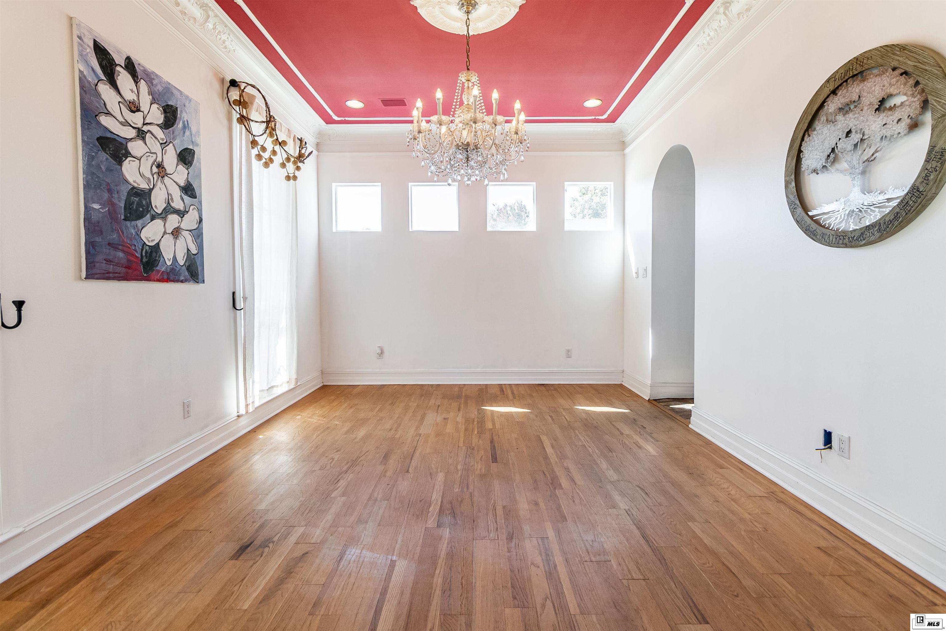 3117 Monteigne Circle