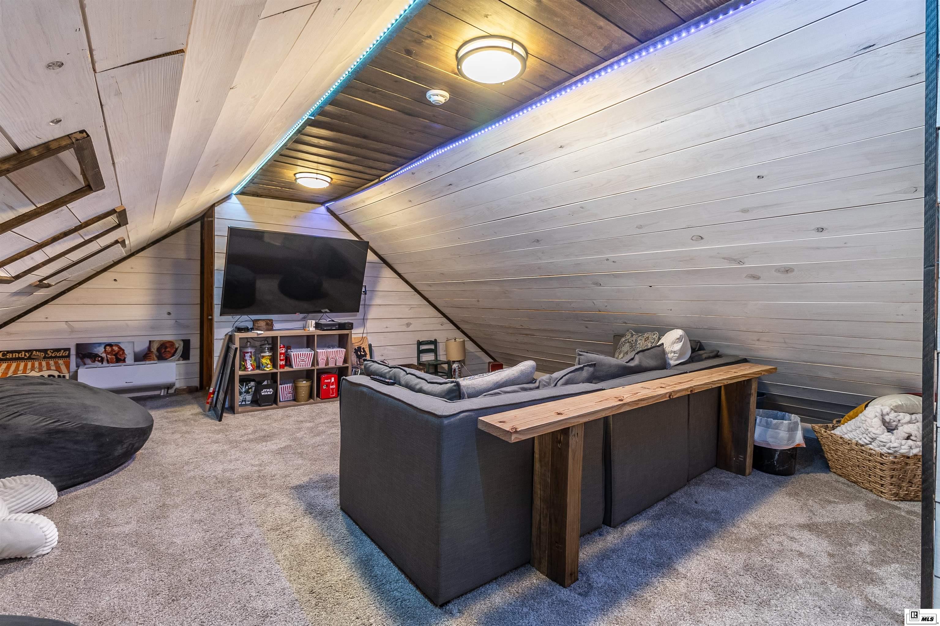 3117 Monteigne Circle