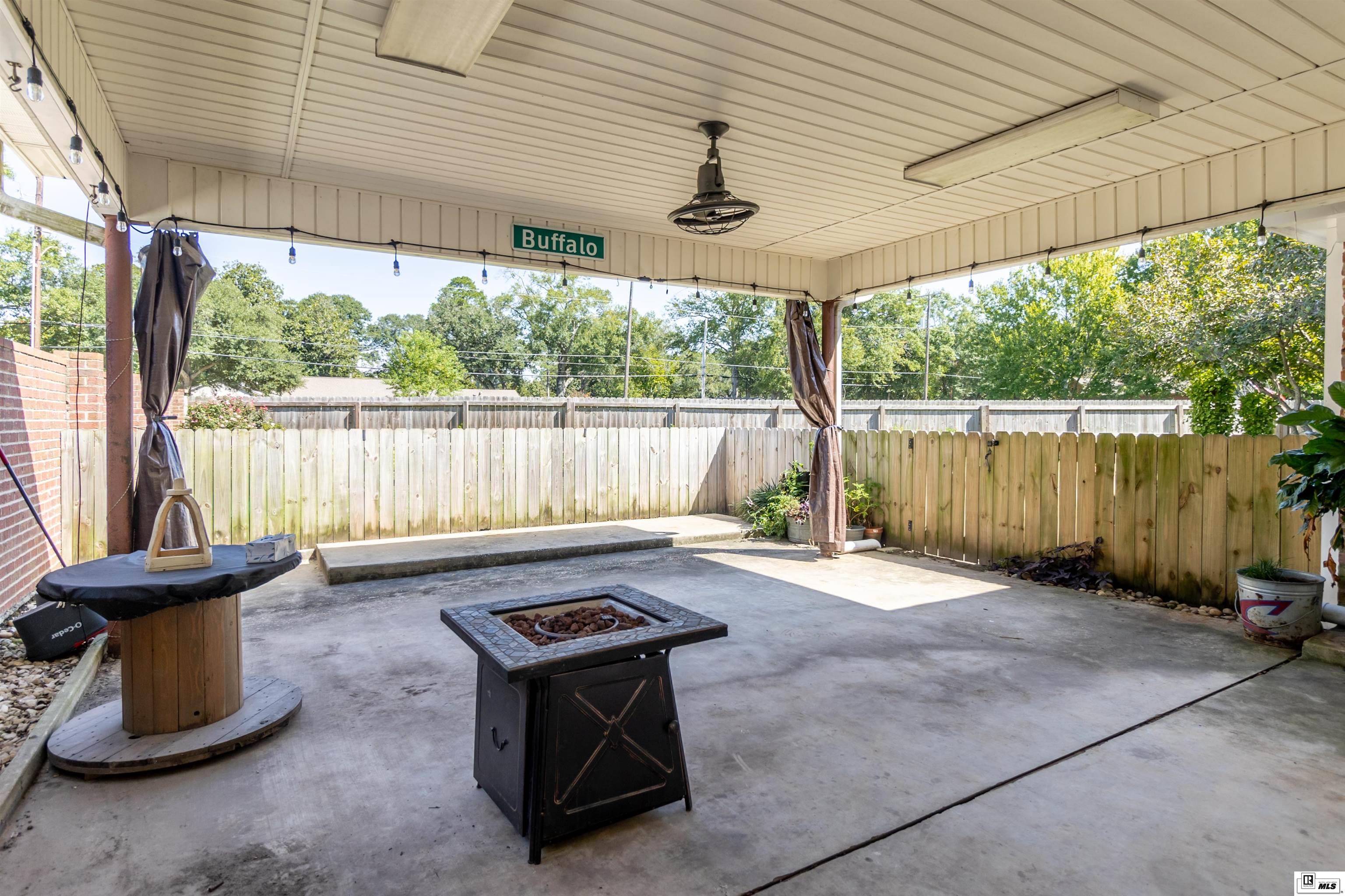3117 Monteigne Circle