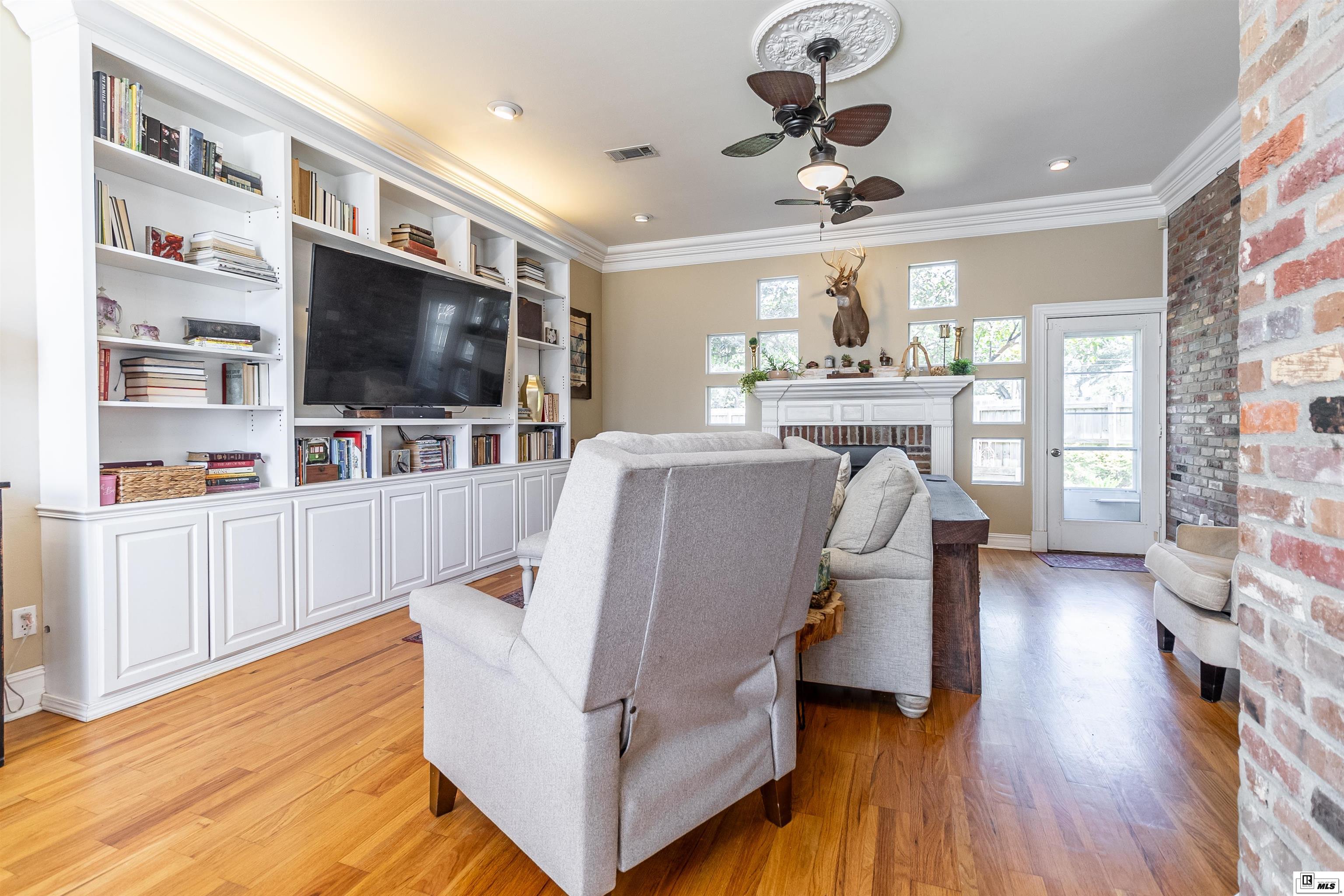 3117 Monteigne Circle