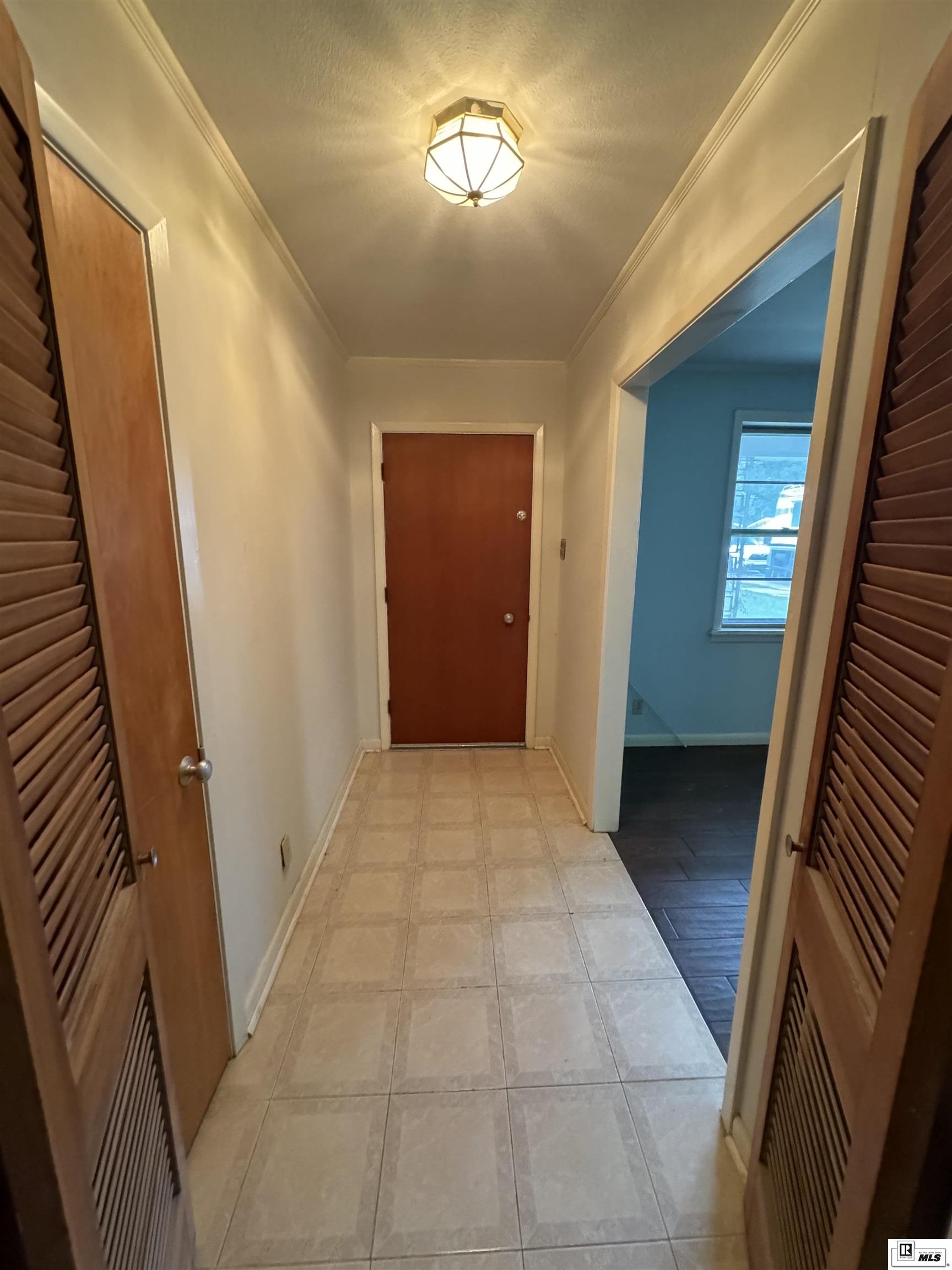 1404 Speed Avenue