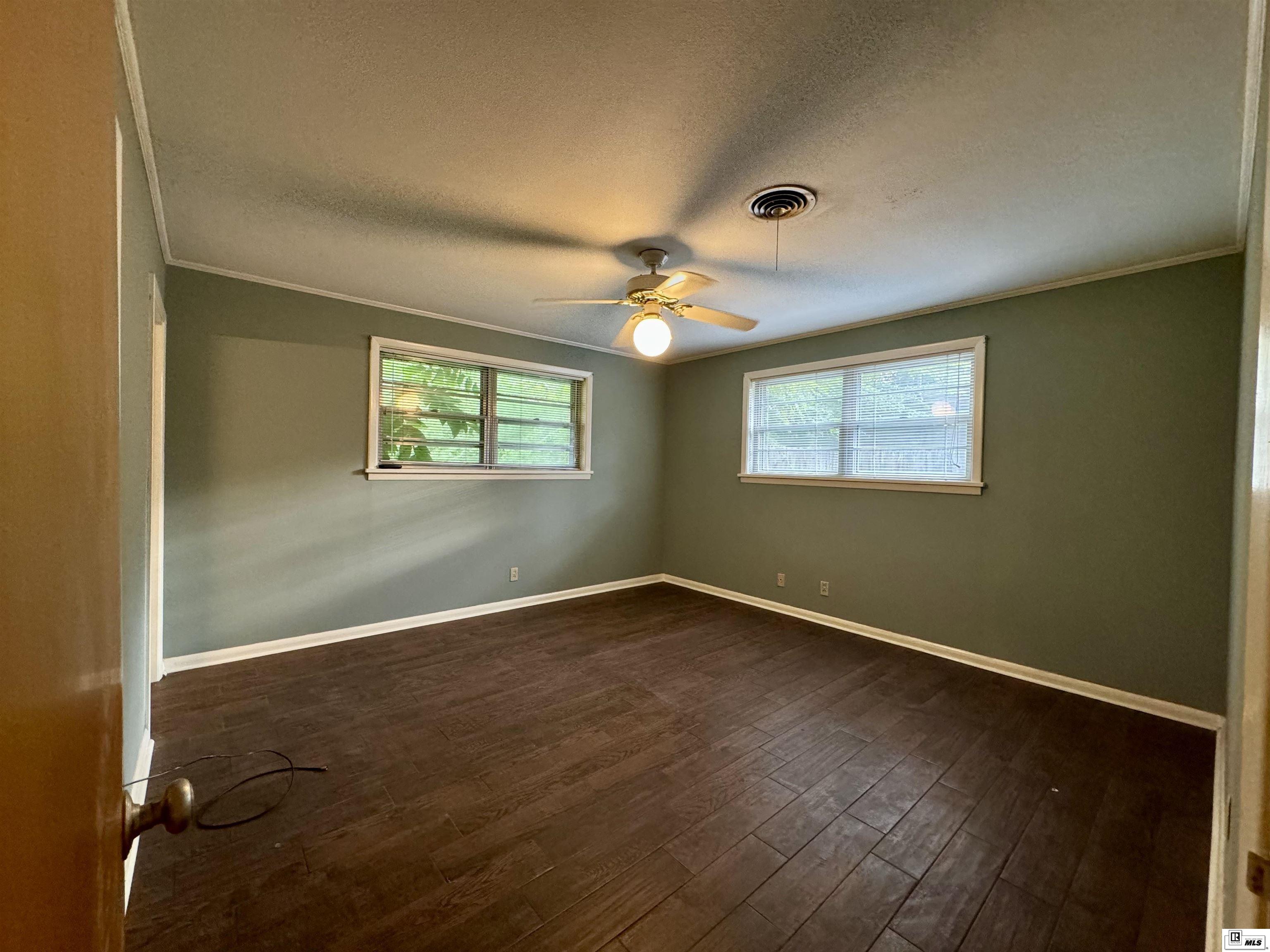 1404 Speed Avenue