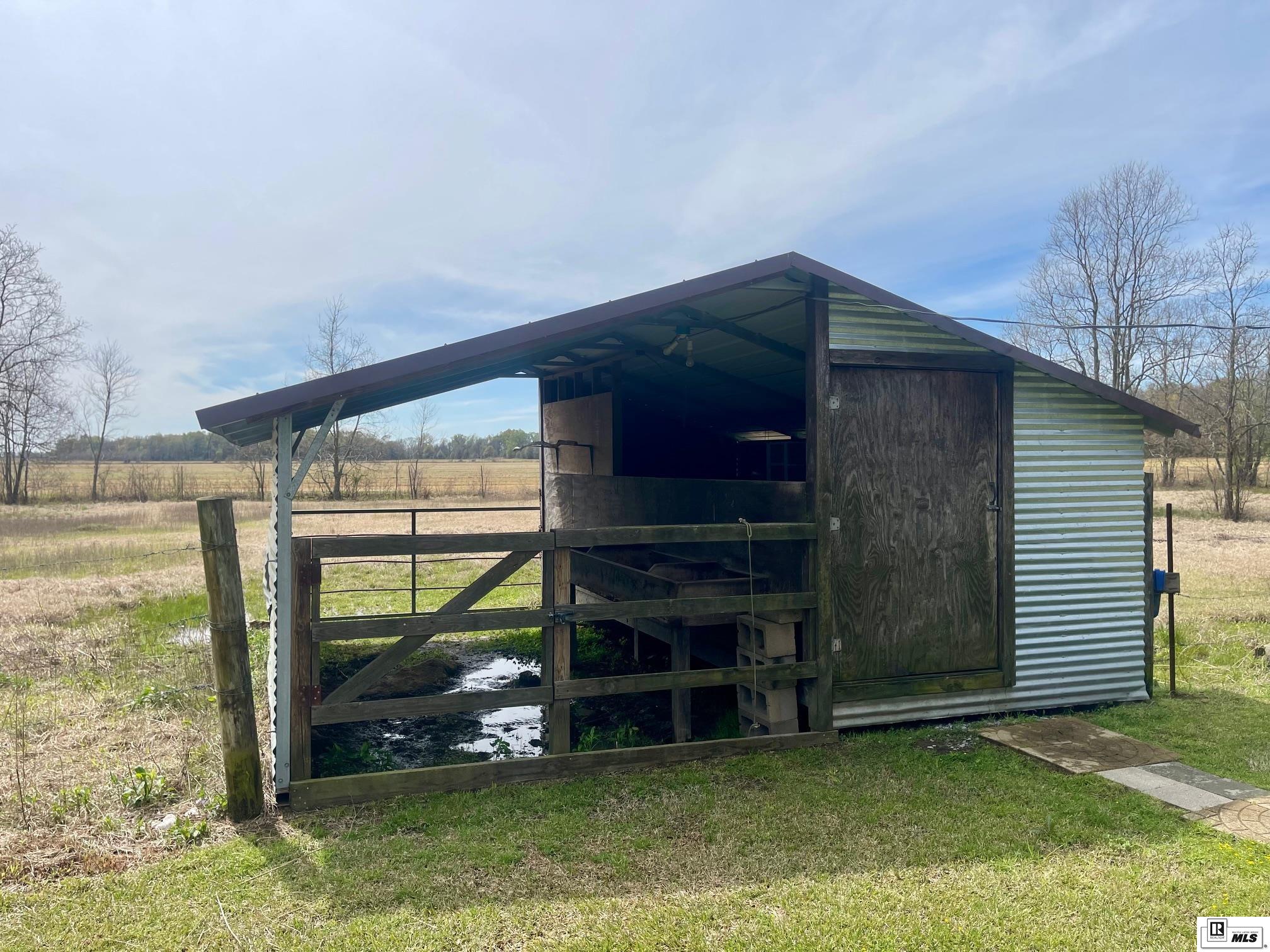 1008 Bush Road