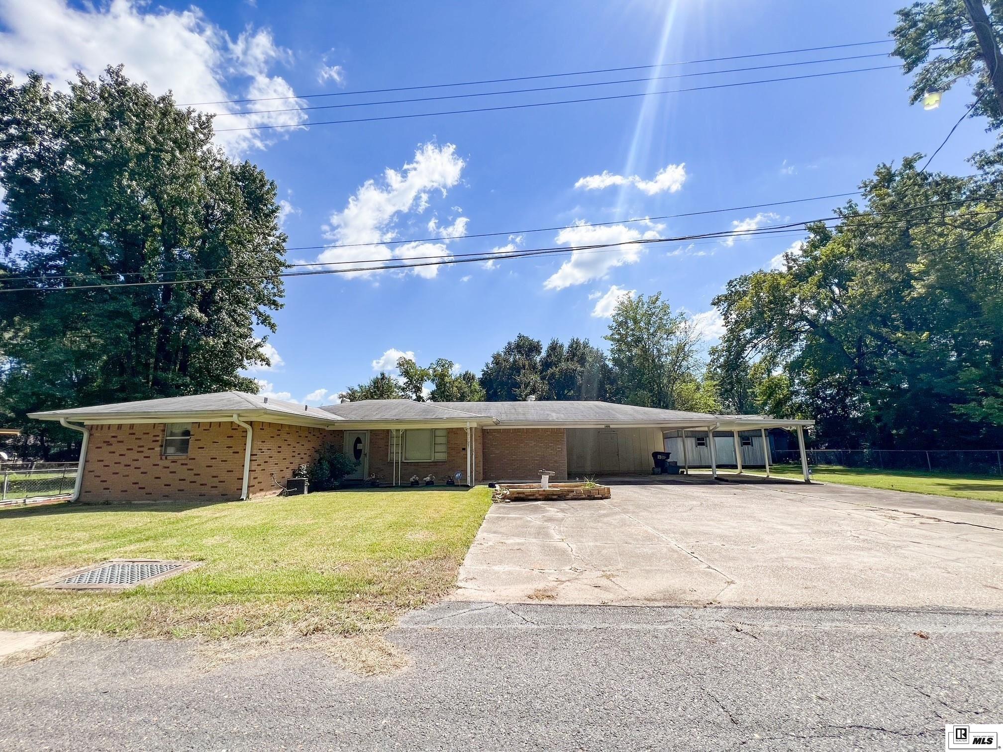 409 Oakland Street