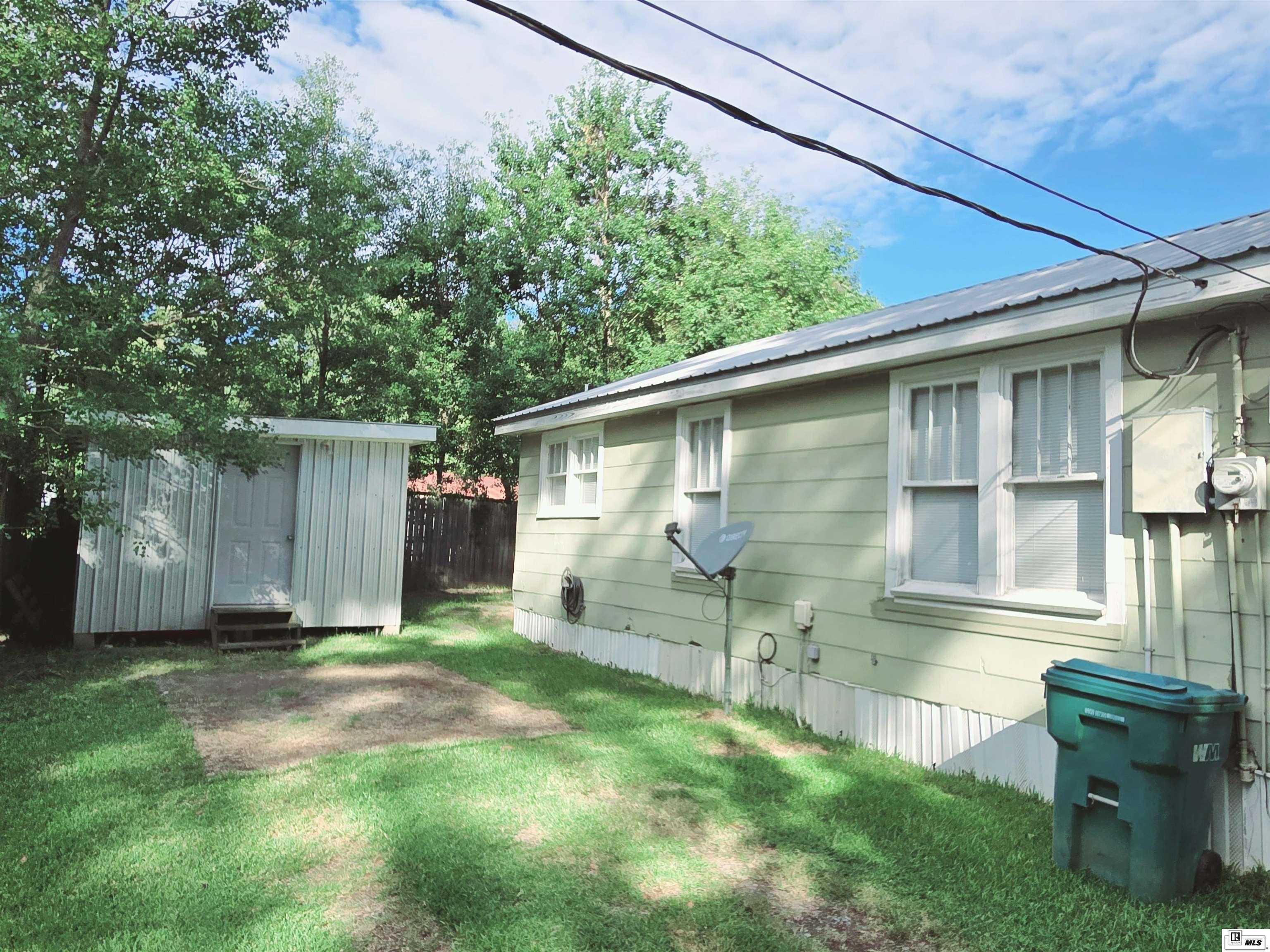 6111 Buck Roberts Road