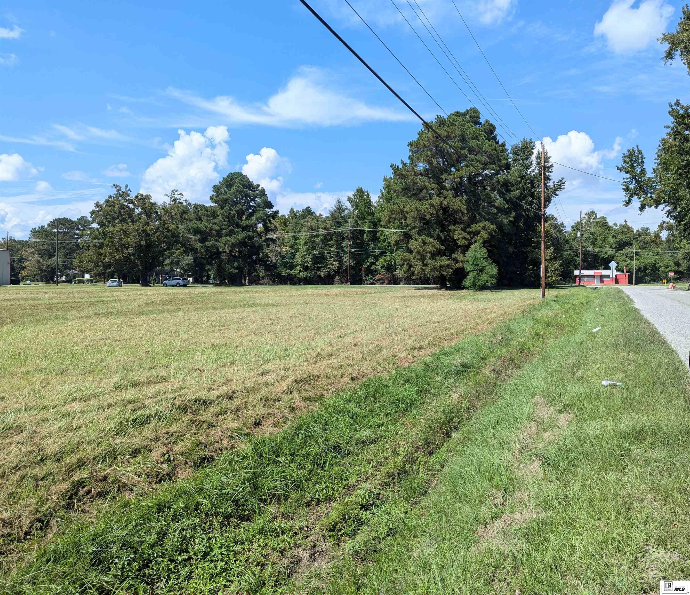 5100 & 5102 Highland Road