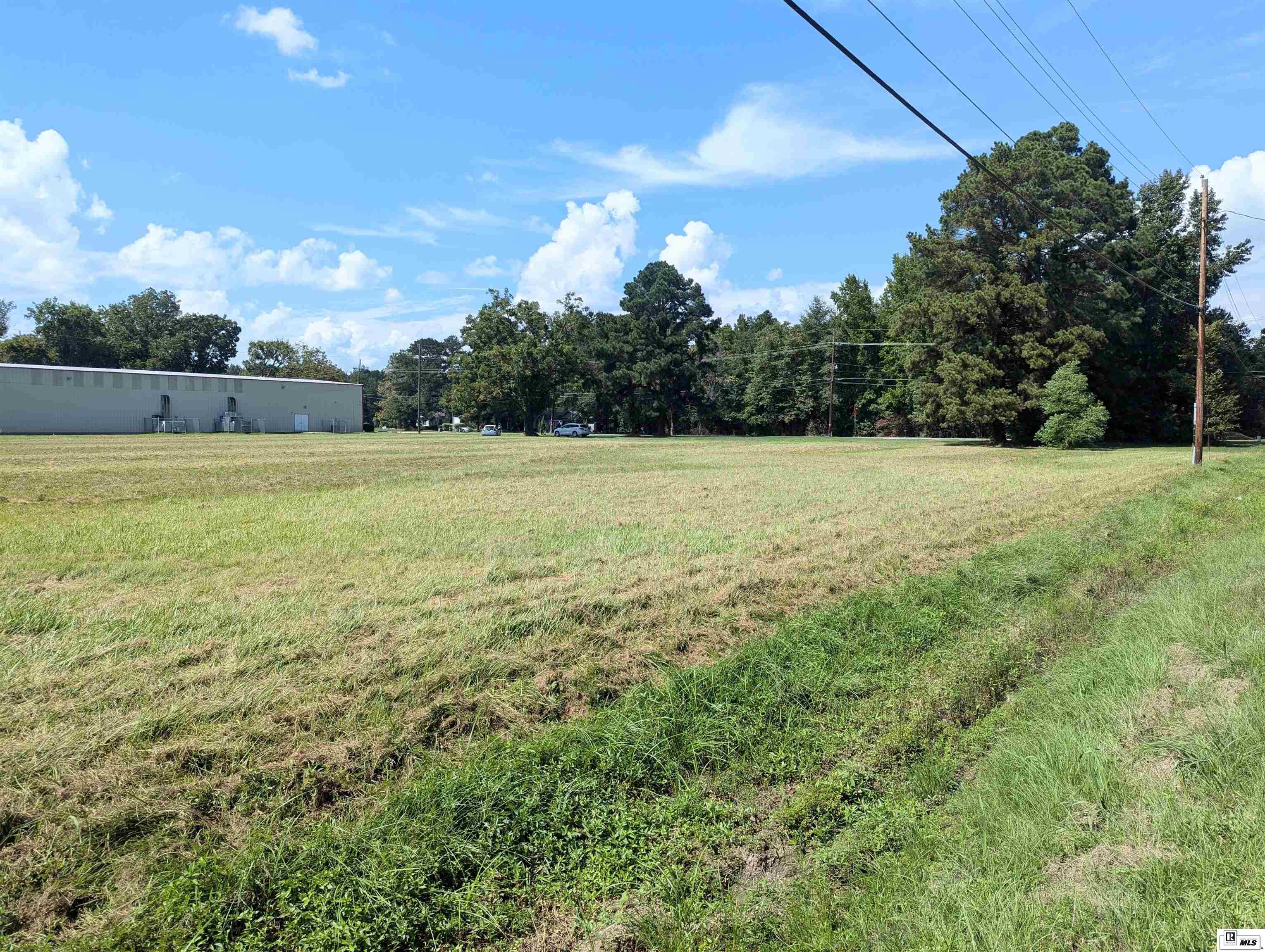 5100 & 5102 Highland Road
