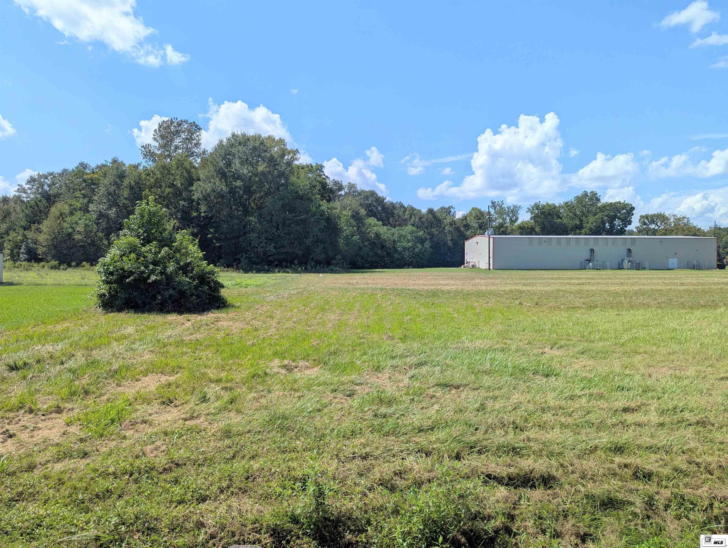 5100 & 5102 Highland Road