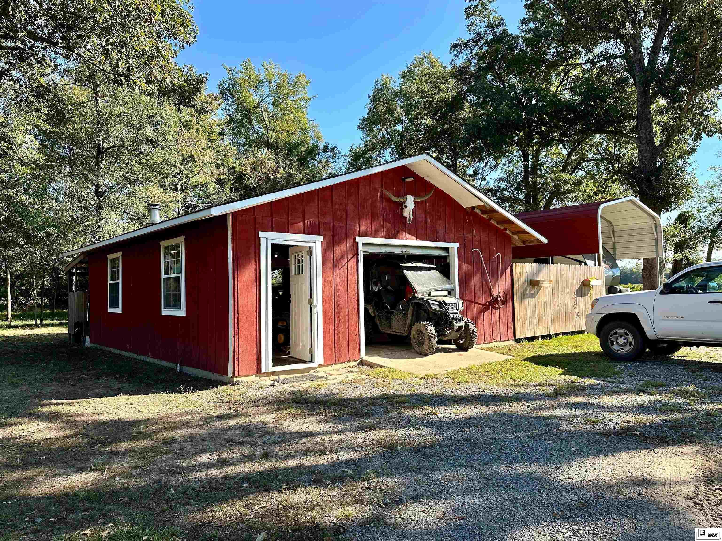 156 Highway 584