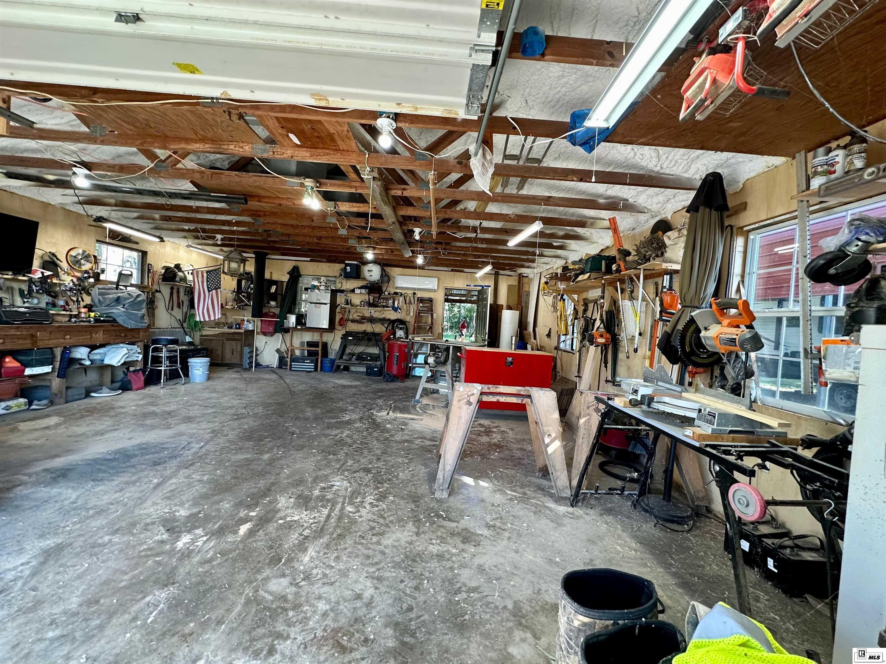 156 Highway 584