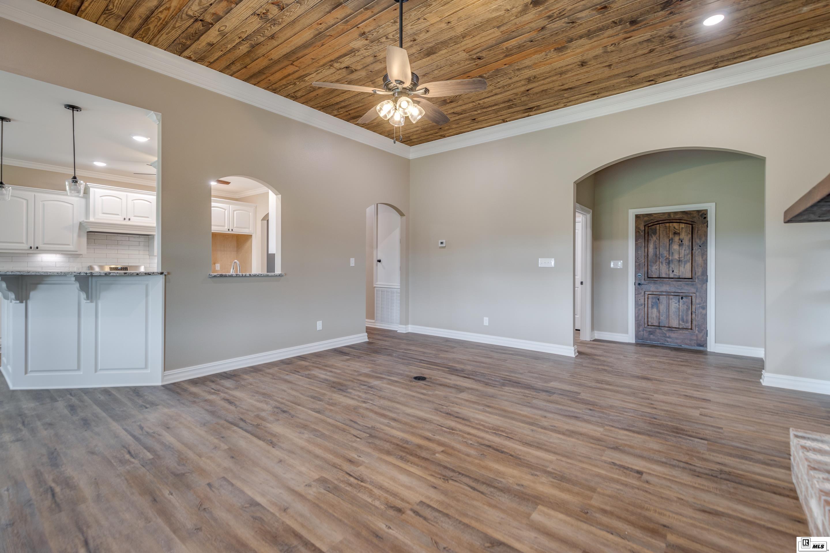 9089 Desiard Trace