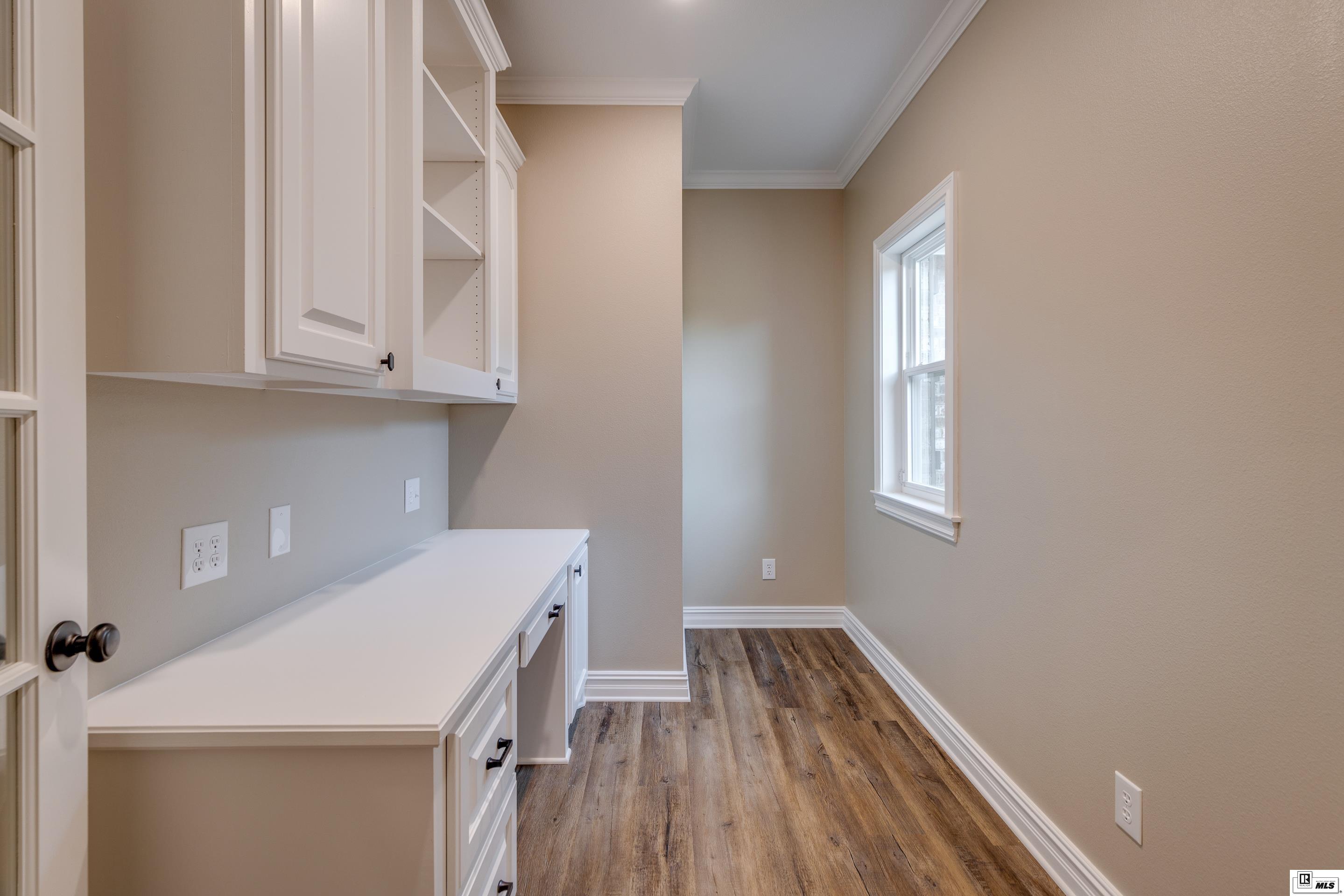 9089 Desiard Trace