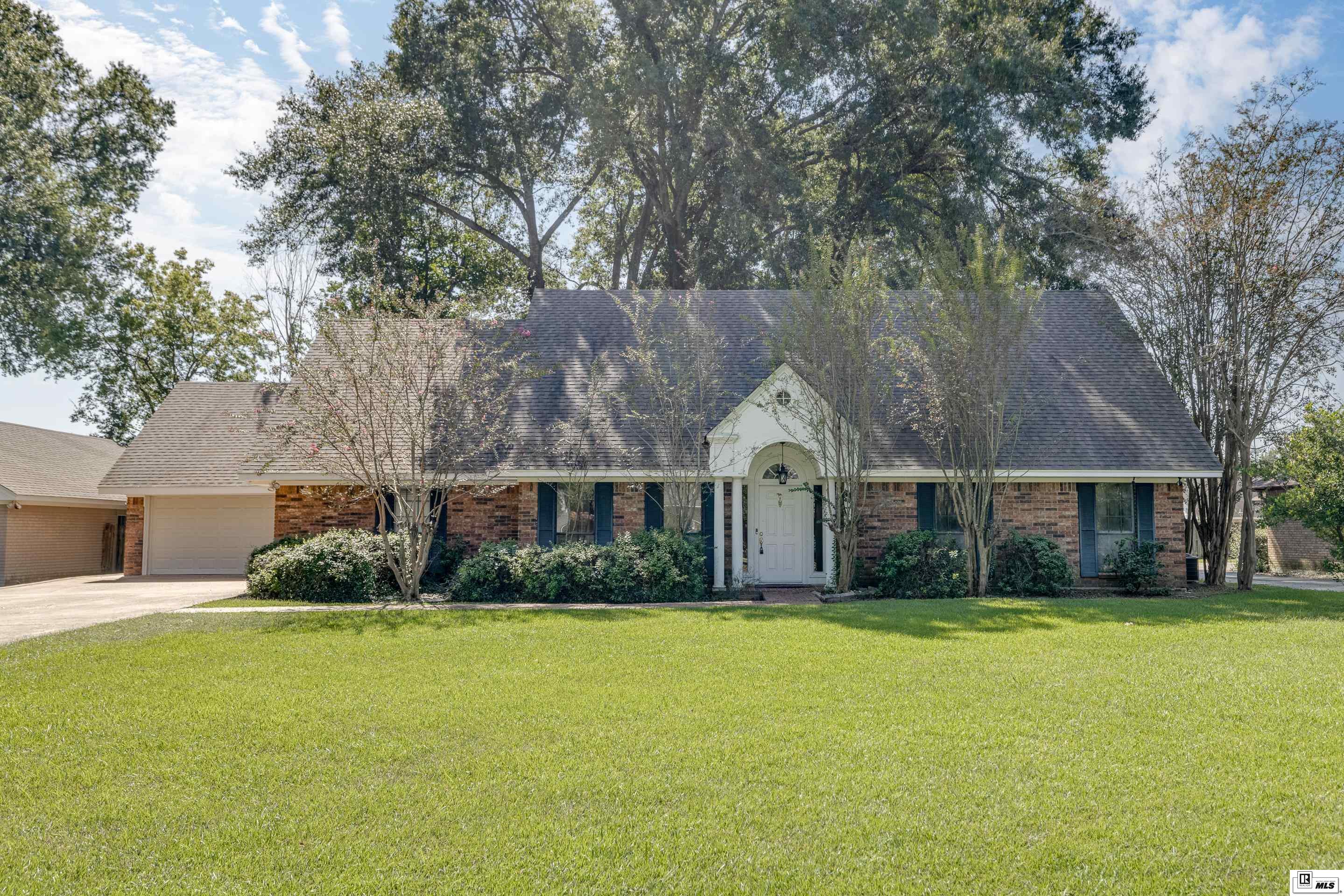2710 Herbert Cole Drive