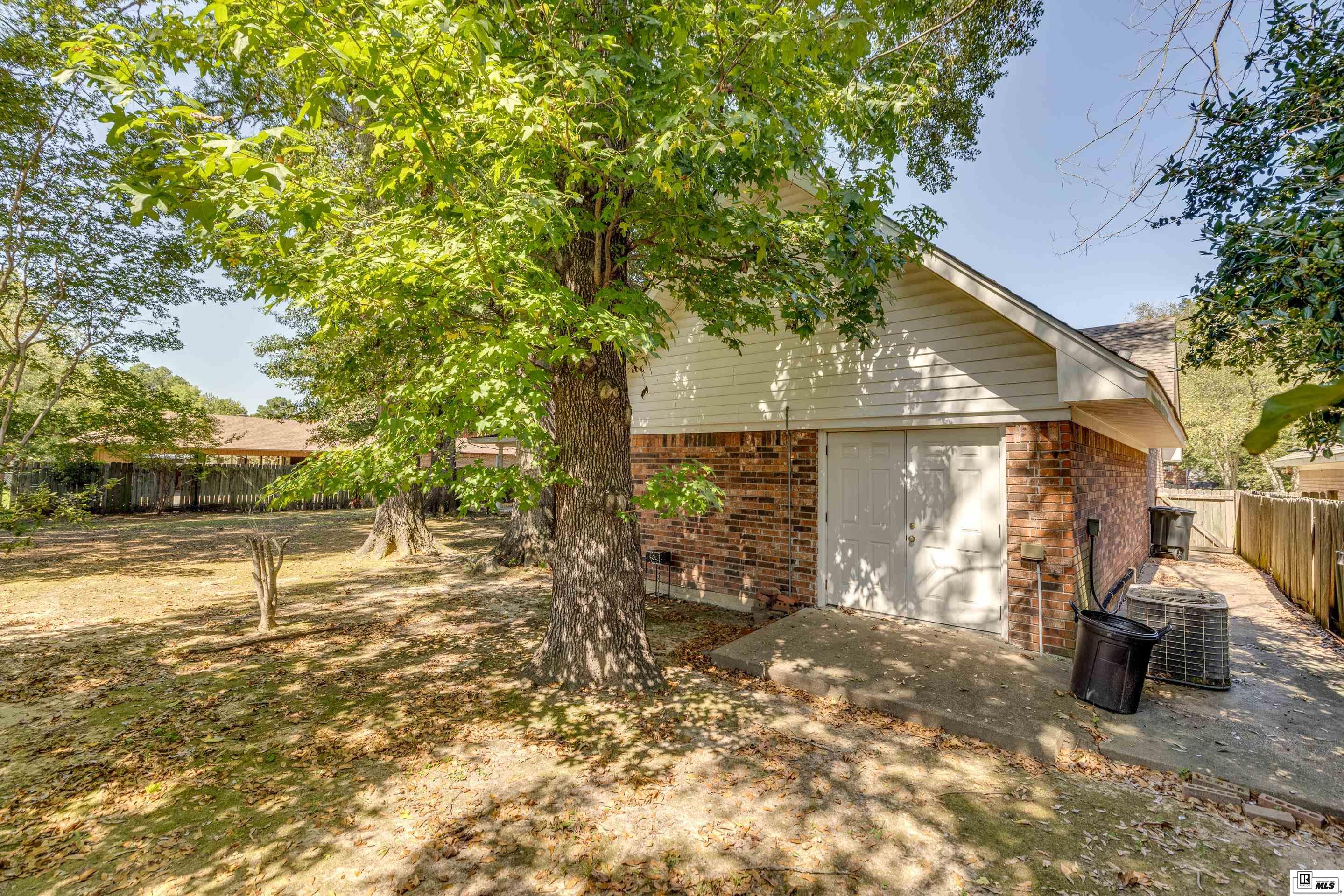 2710 Herbert Cole Drive