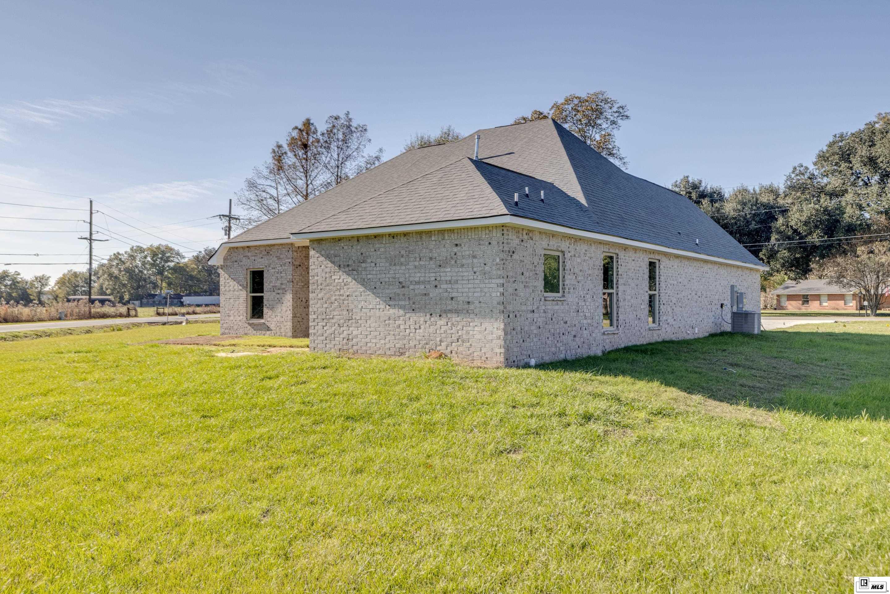 102 Raymond Drive