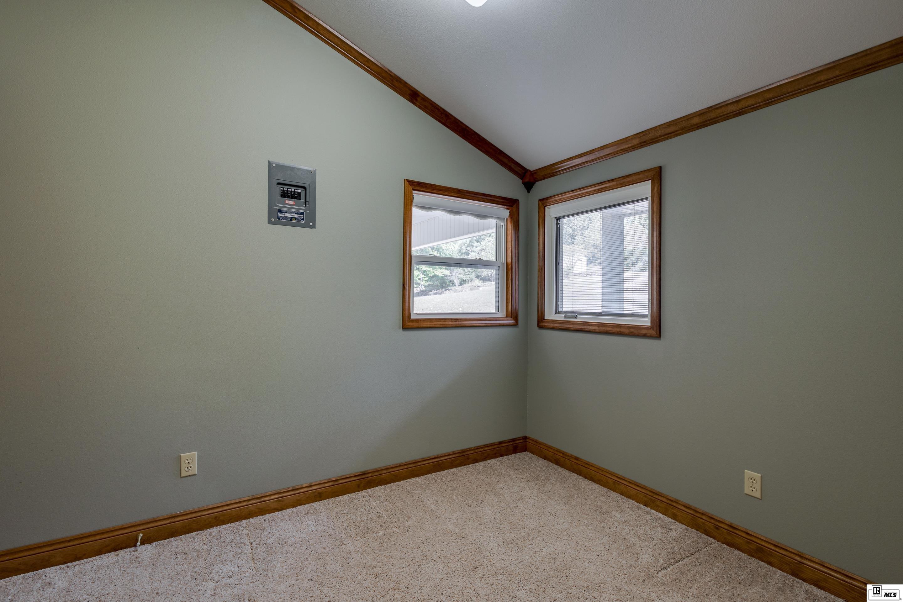 429 Robinson Lane
