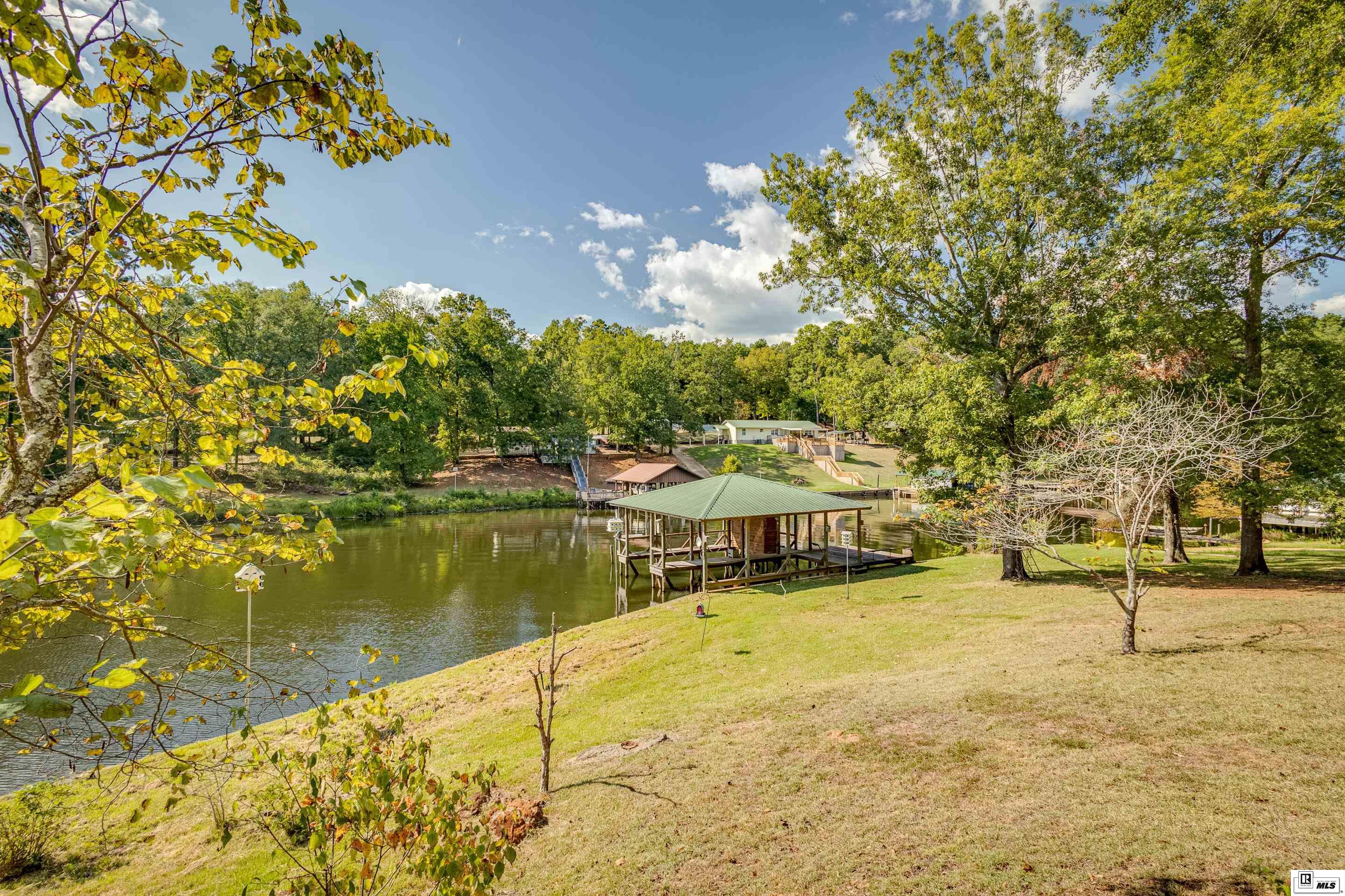 429 Robinson Lane