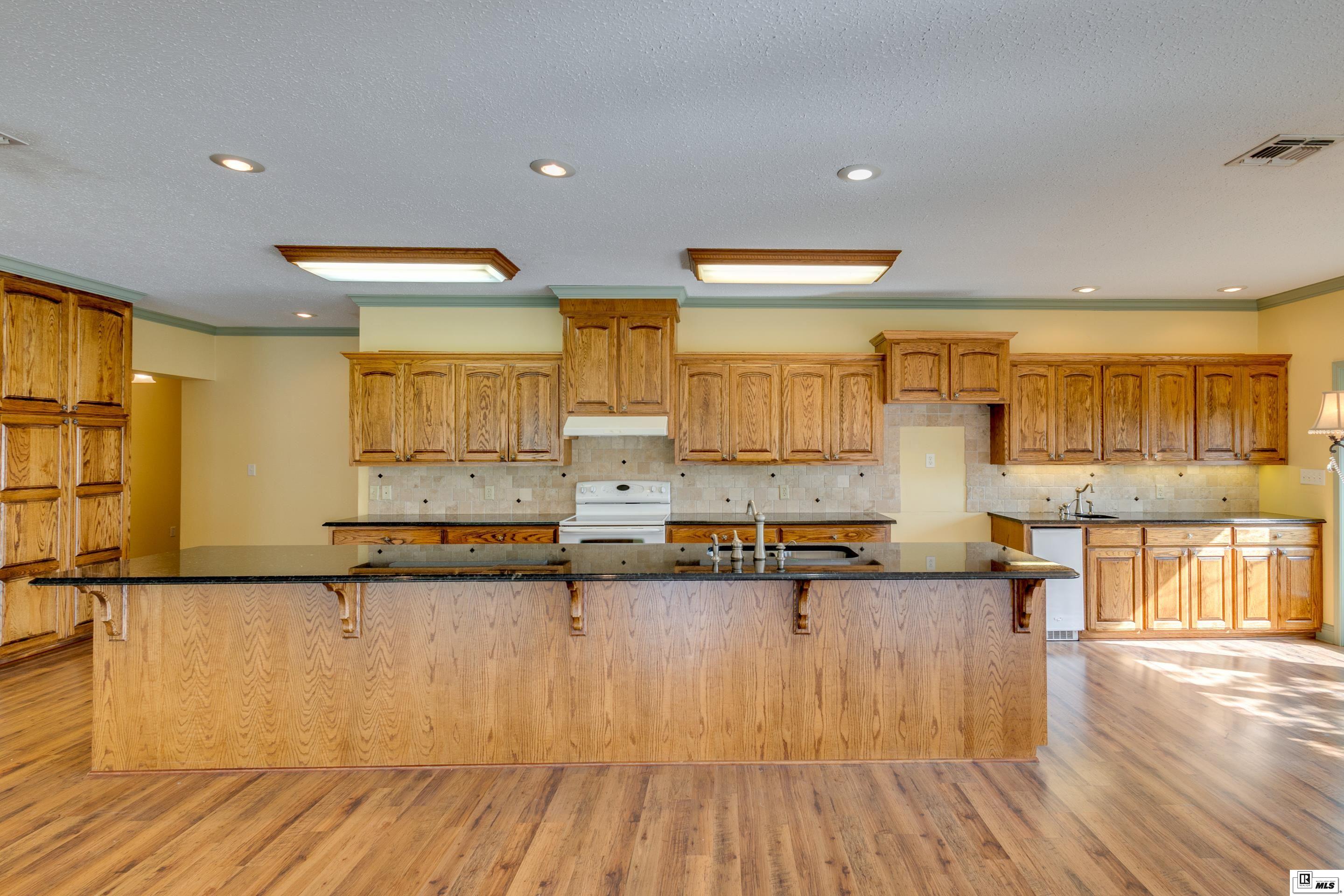 429 Robinson Lane