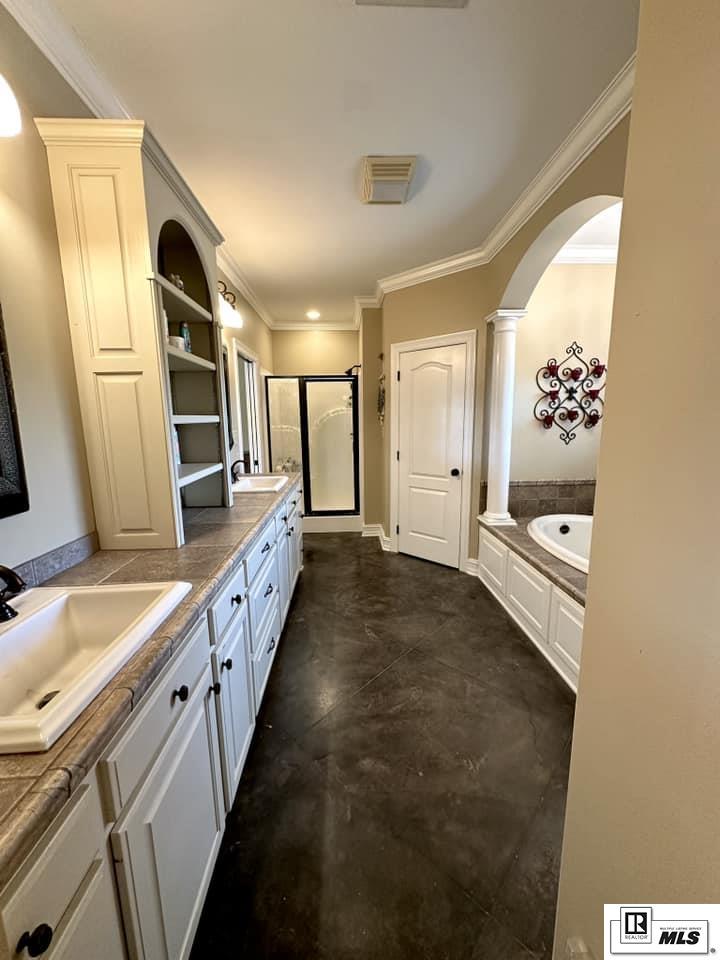 103 Castle Creek Drive