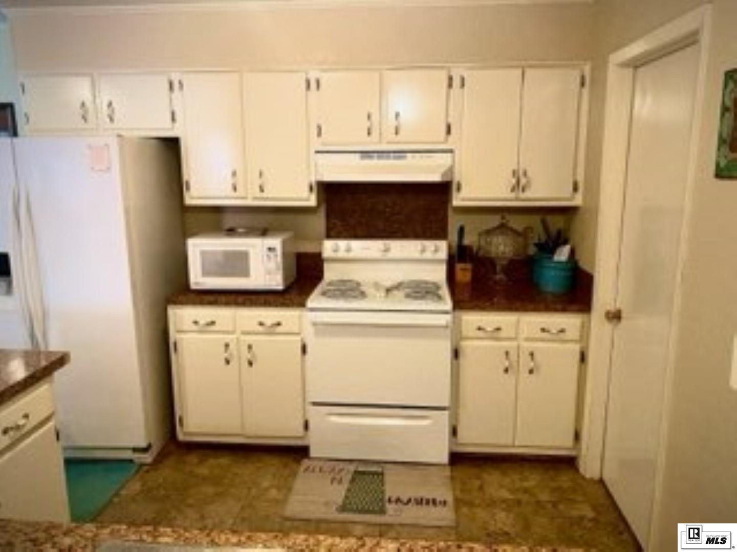 407 Bayou Drive