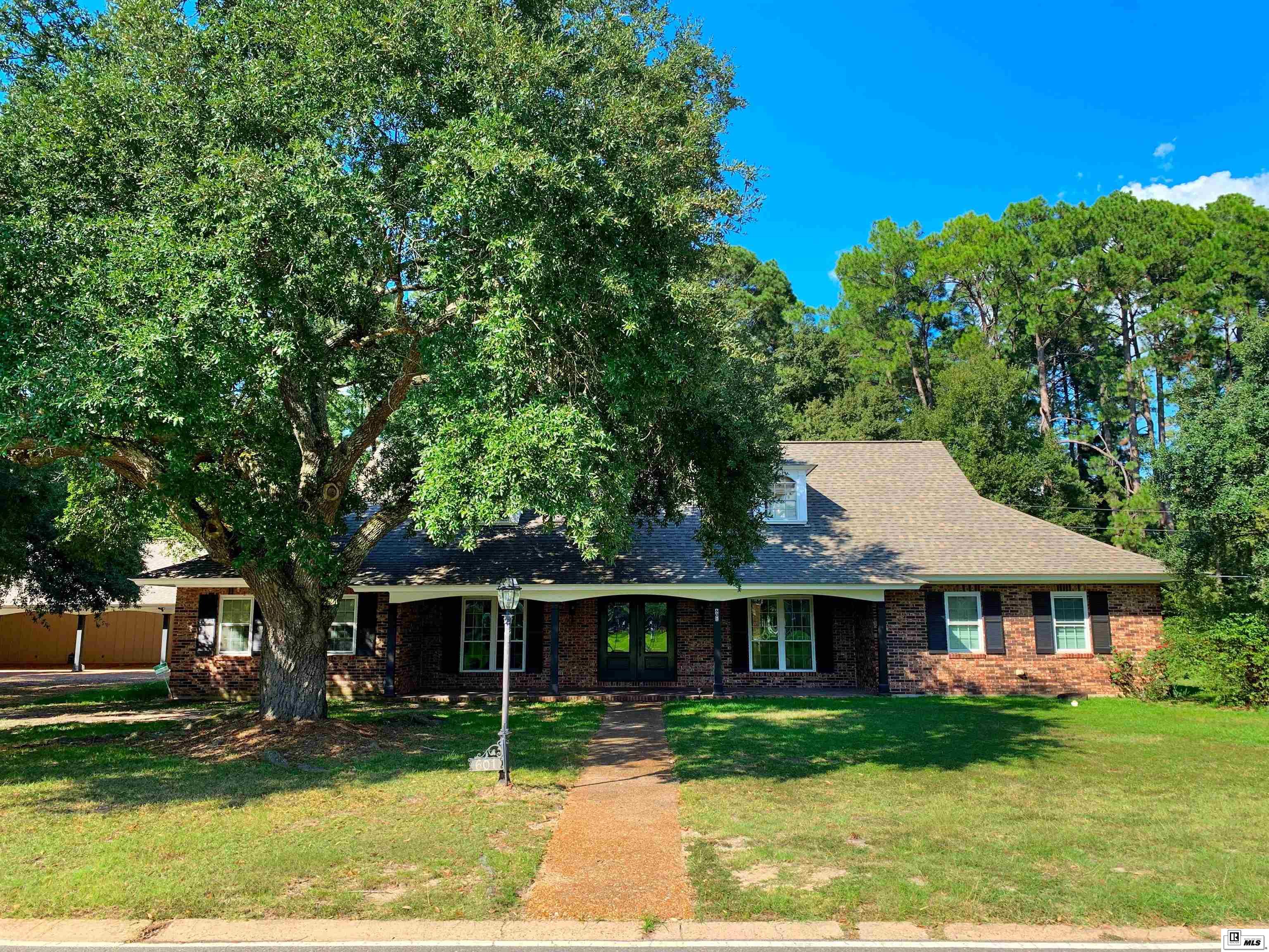 601 Island Drive