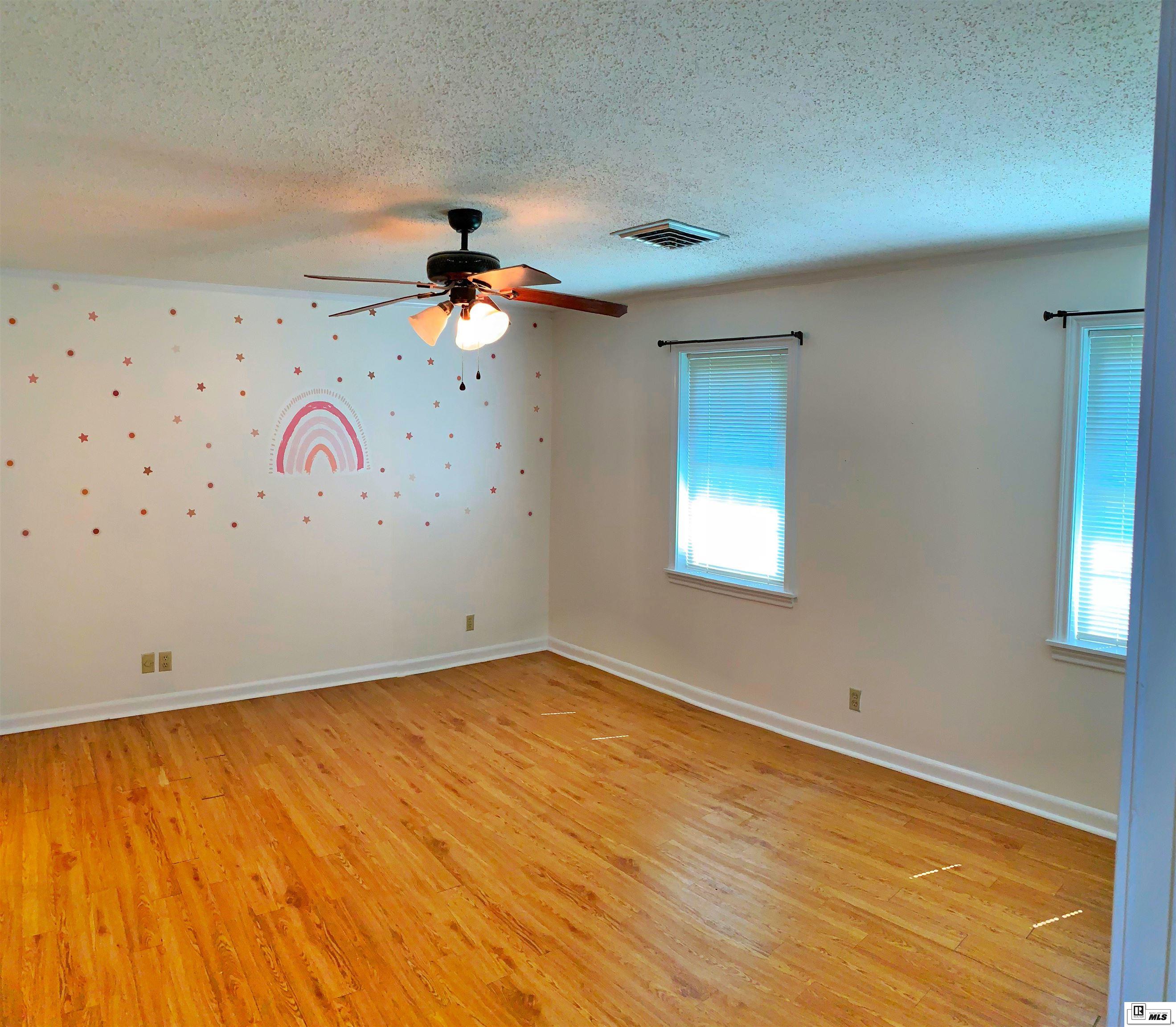 601 Island Drive