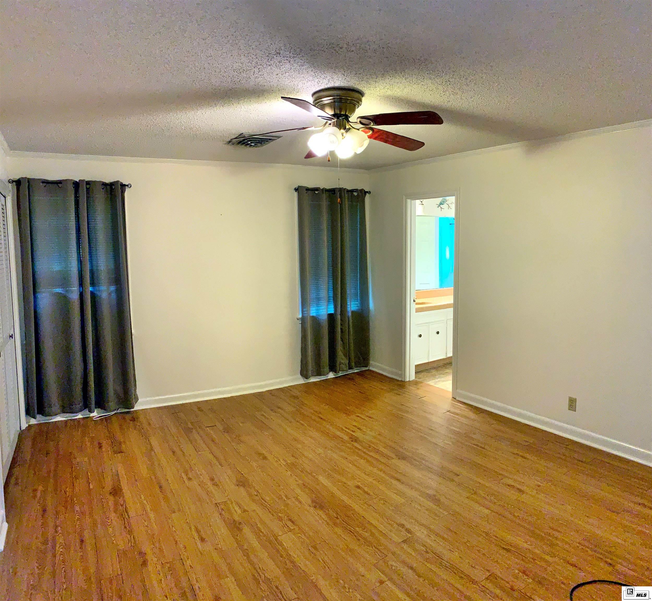 601 Island Drive