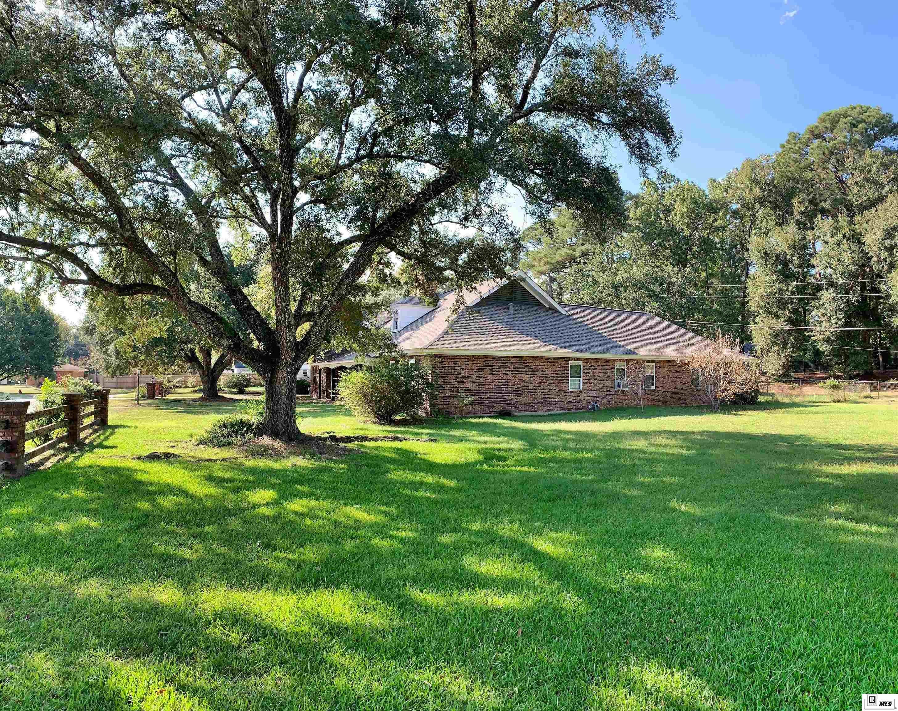 601 Island Drive