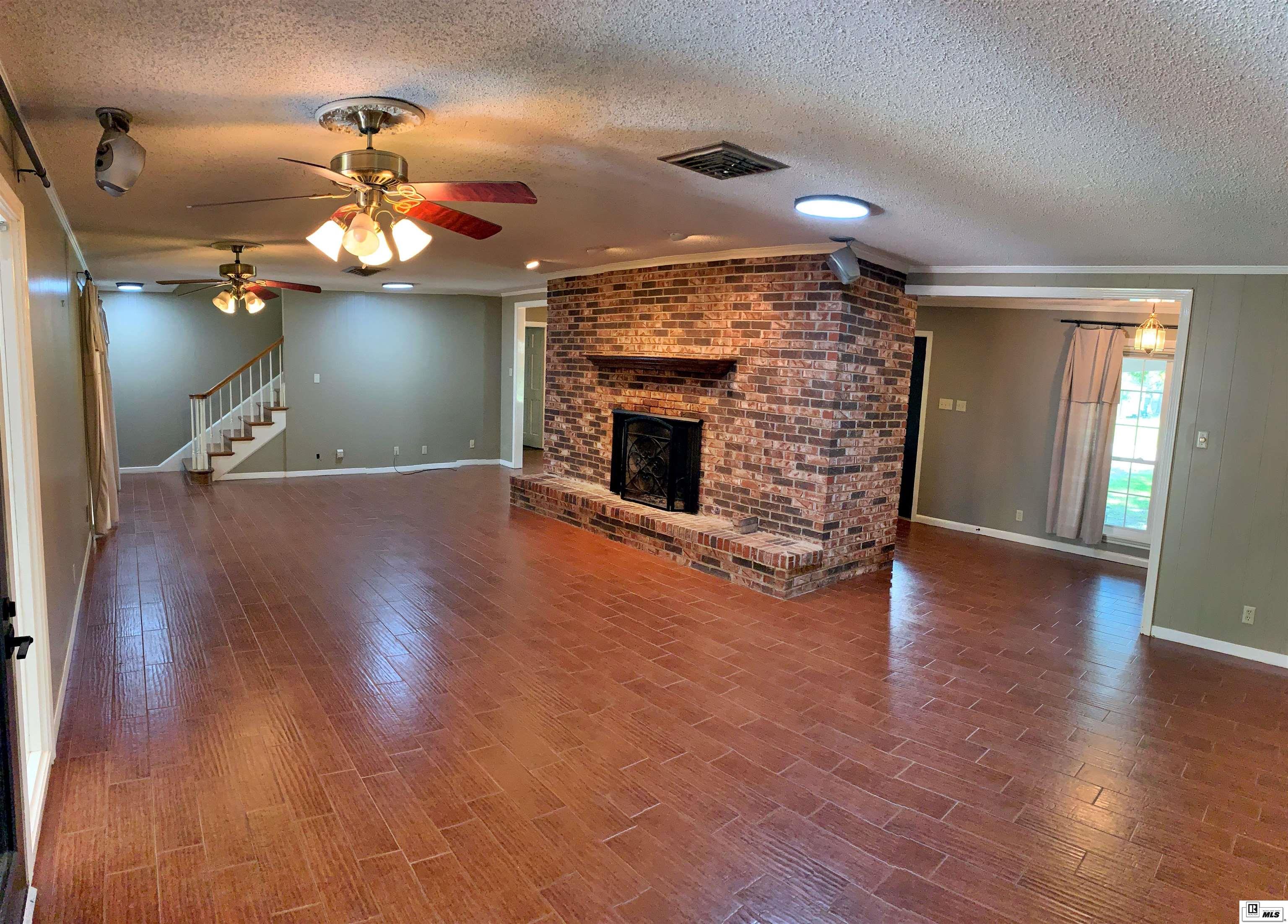 601 Island Drive