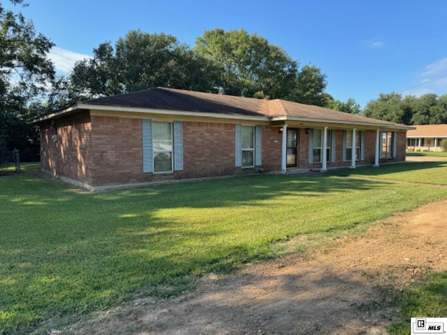 40 Fair Oaks Drive