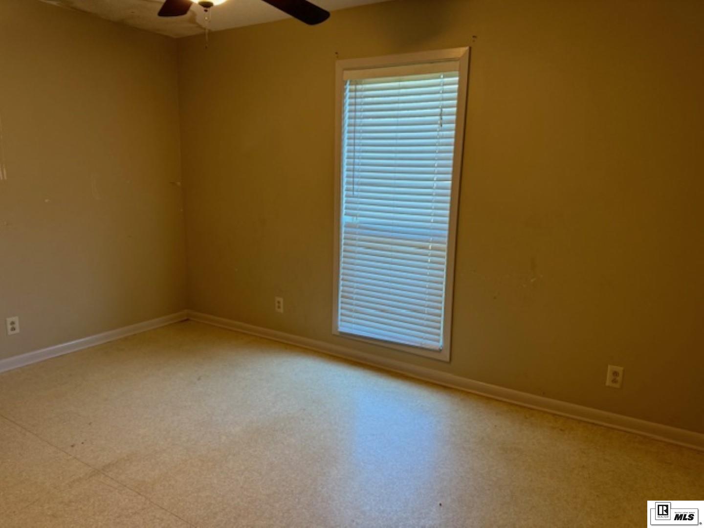 40 Fair Oaks Drive