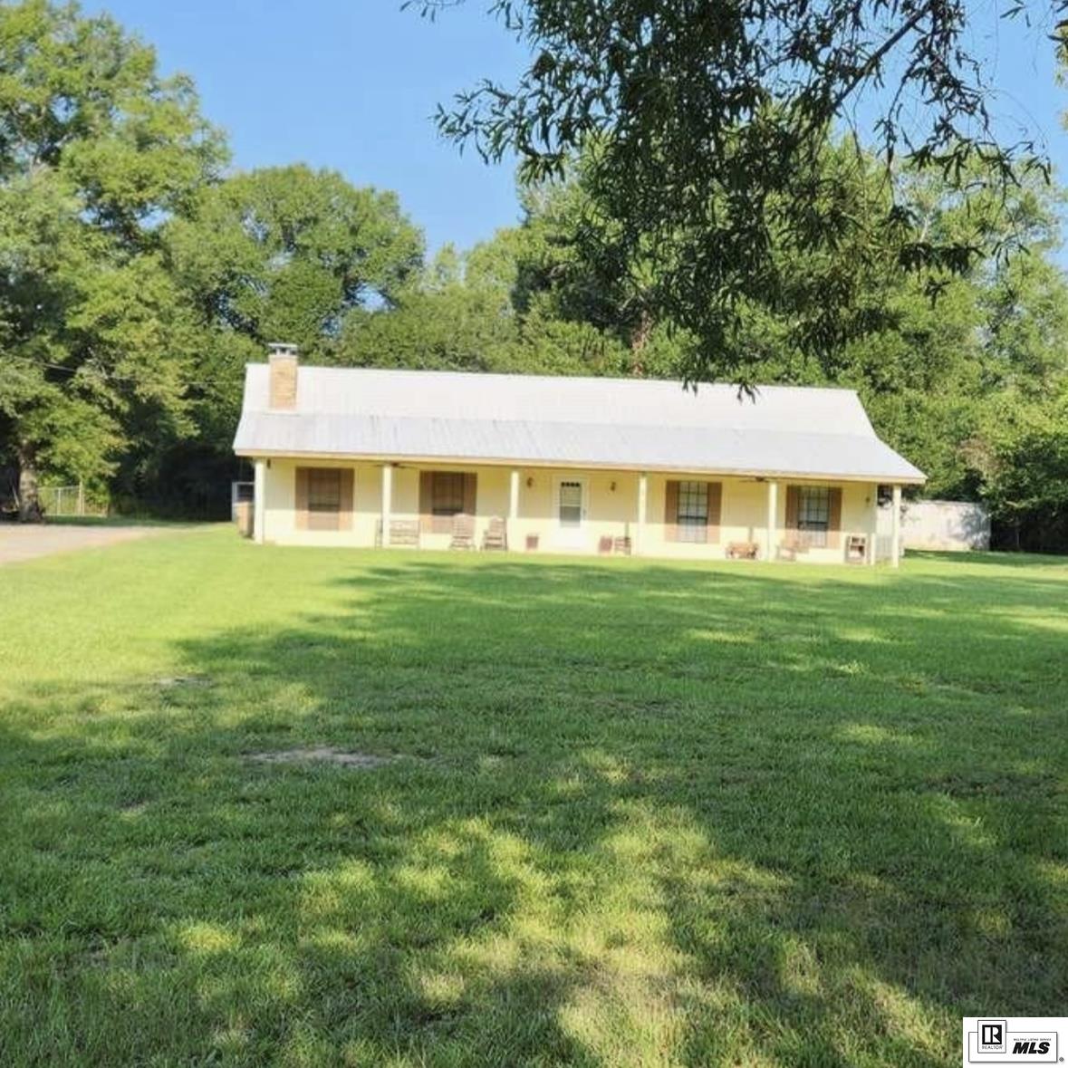 437 Redwood Lane
