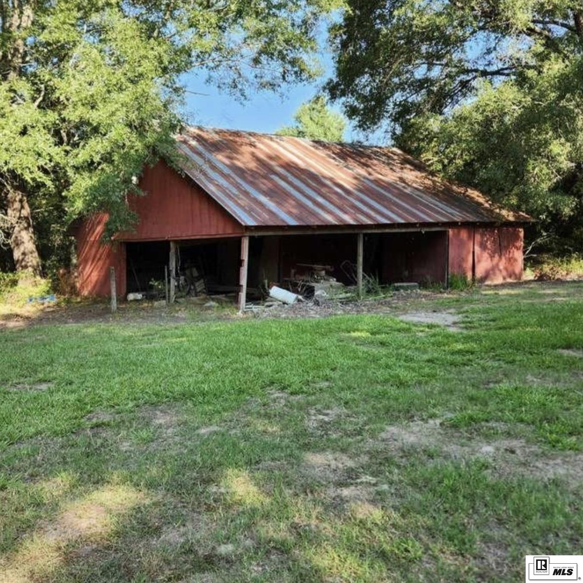 437 Redwood Lane