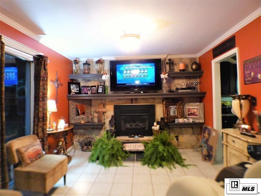 340 Woodland Drive