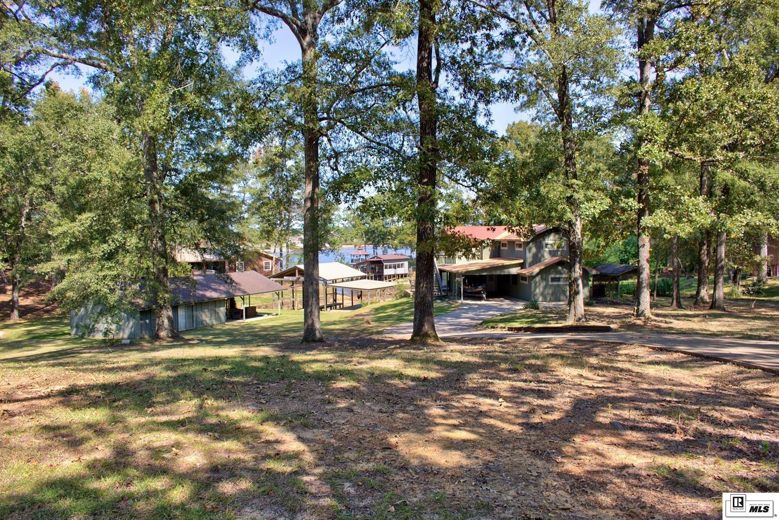 859 Scotts Hideaway Road