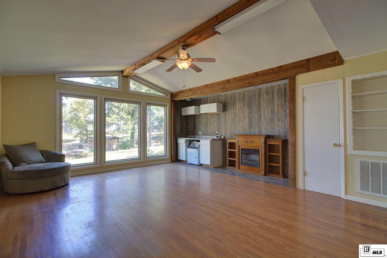 859 Scotts Hideaway Road